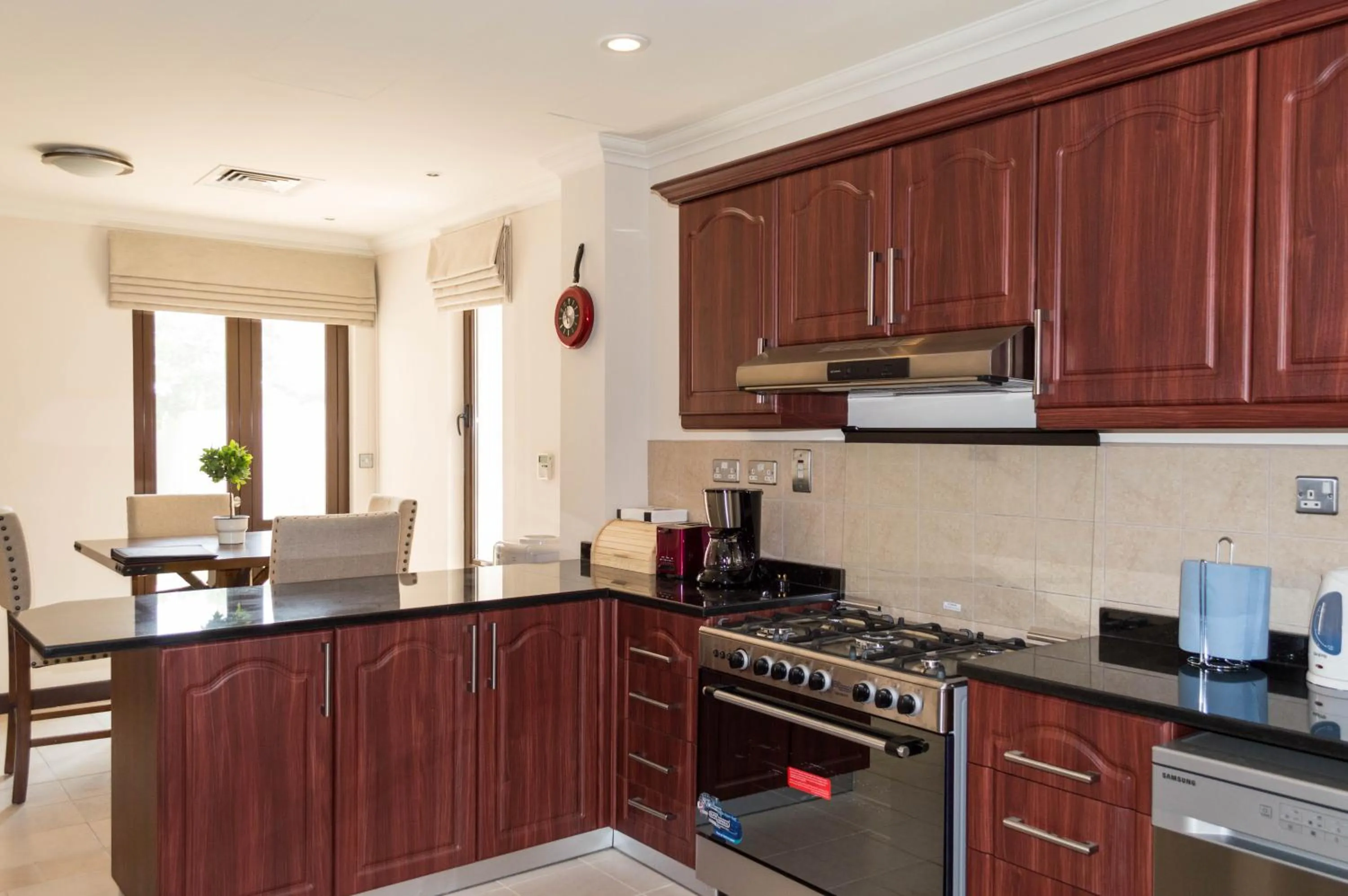 Kitchen or kitchenette in Elara & Golf Villas - curated by Park Hyatt Dubai