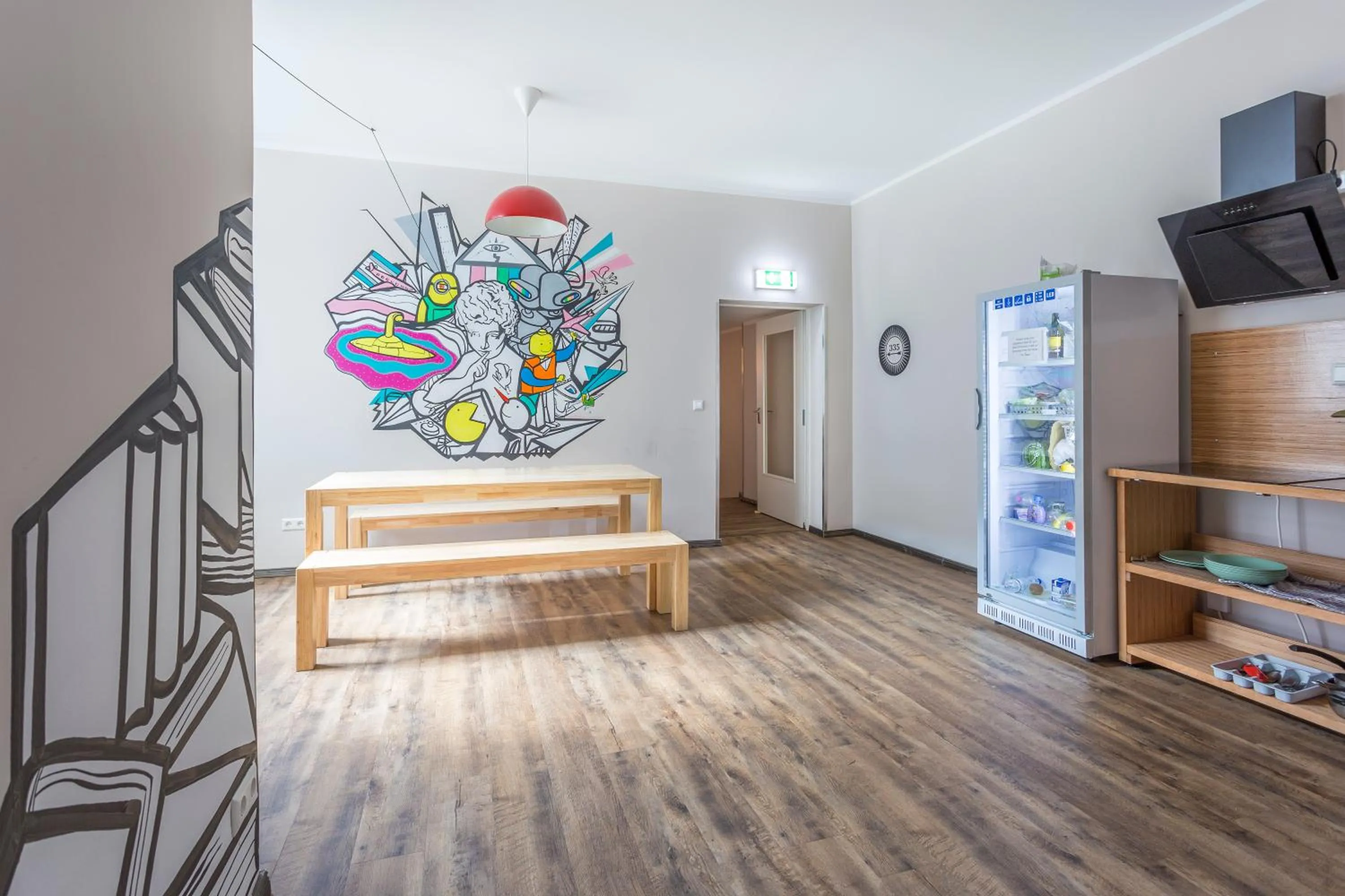 Kitchen or kitchenette in Sunflower Hostel Berlin