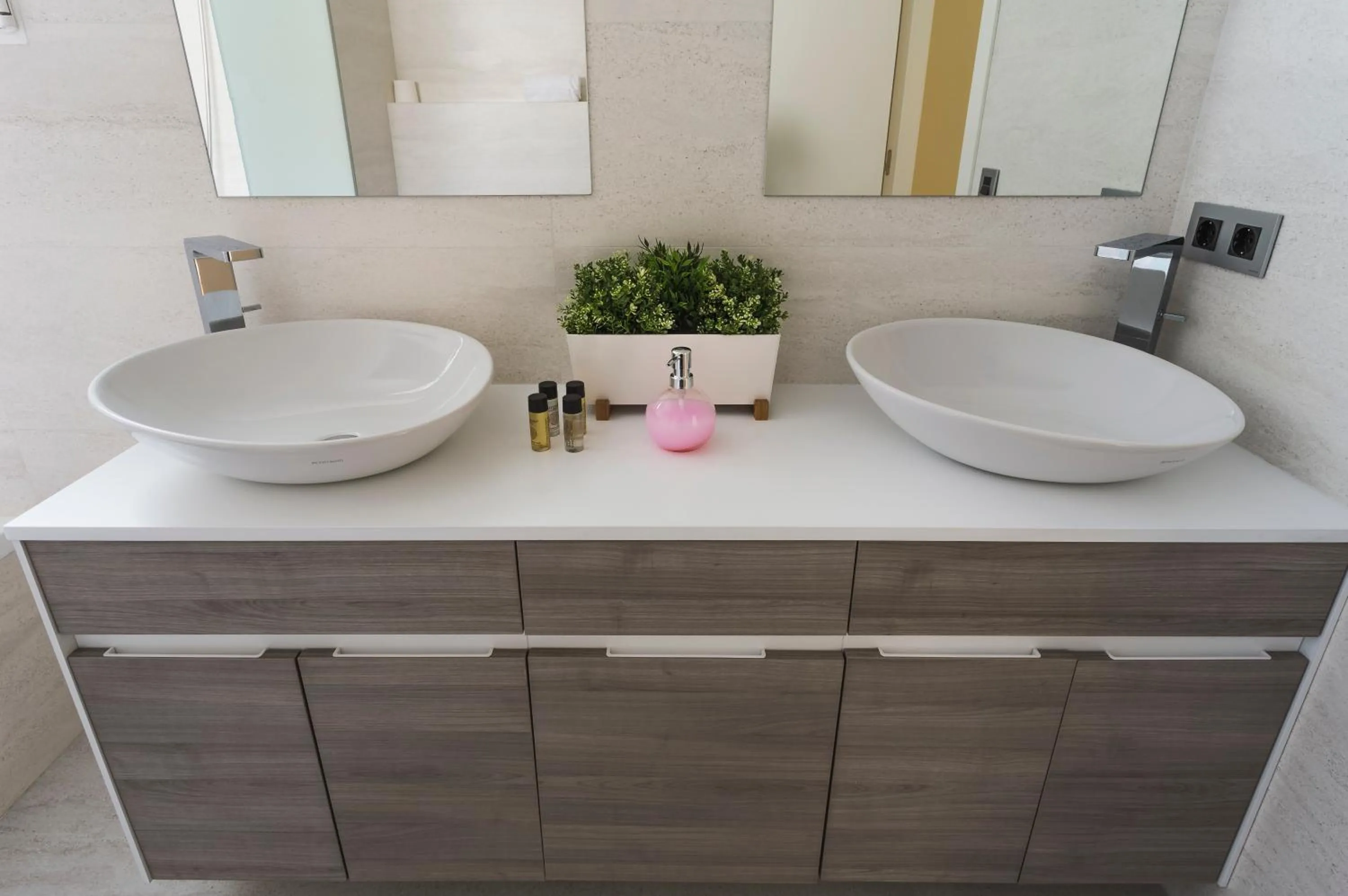 Bathroom in HQ Rooms Apartments San Vicente