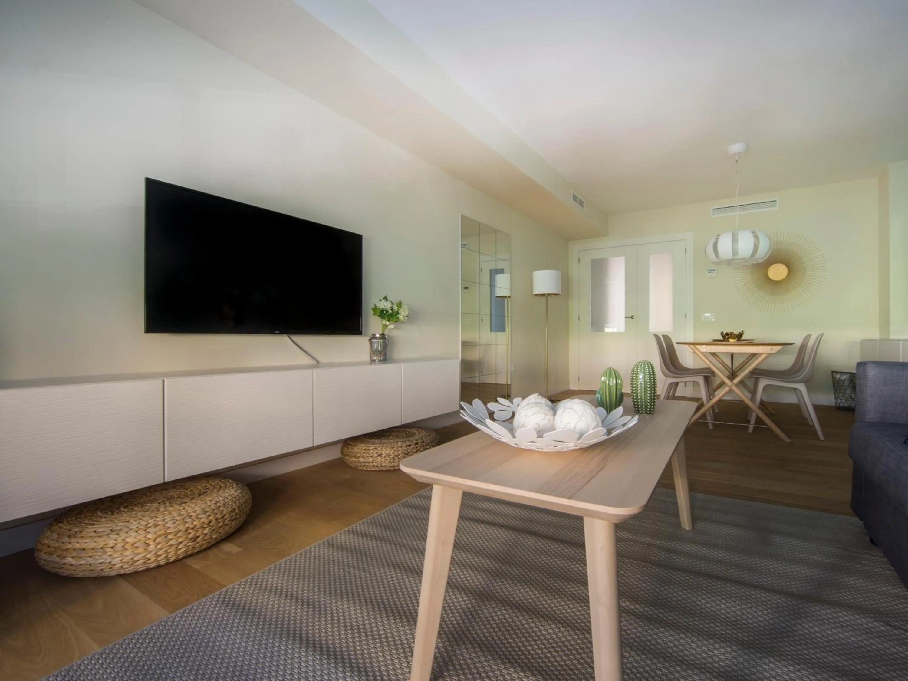 Living room in HQ Rooms Apartments San Vicente