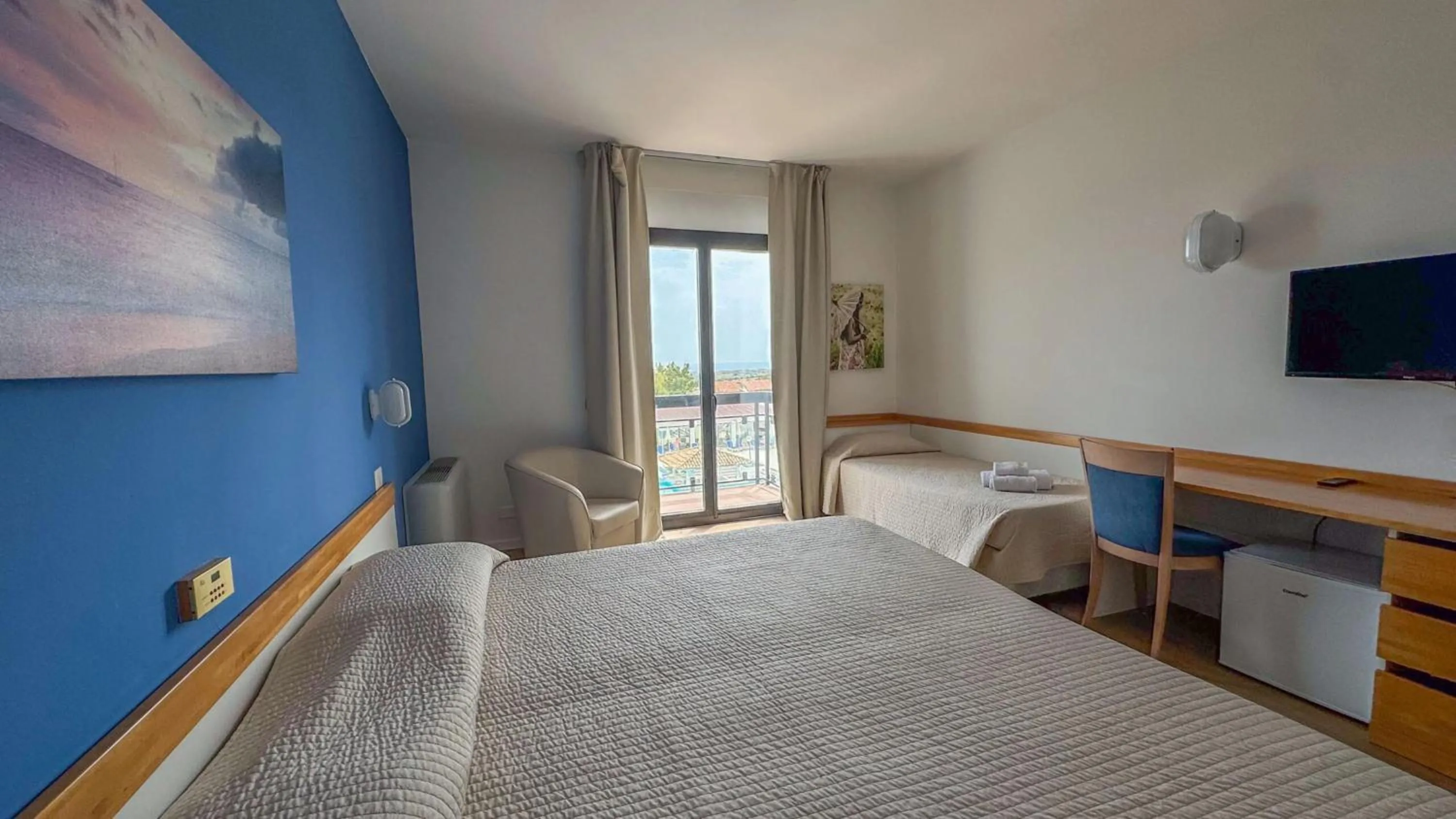 Bedroom, Bed in I Giardini di Athena- Athena Resort