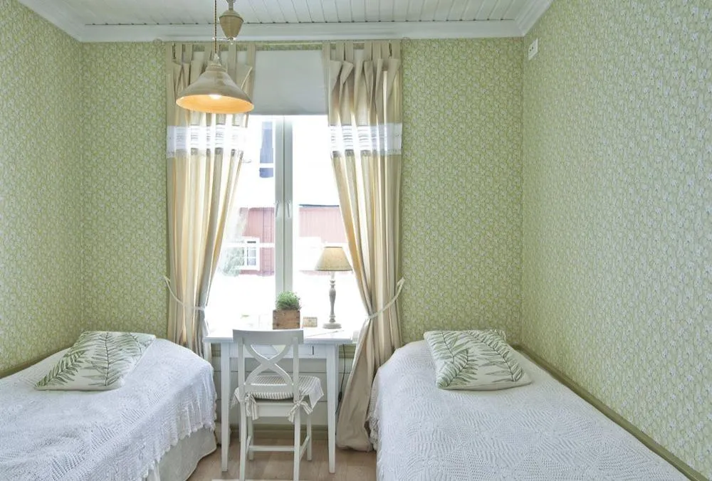 Photo of the whole room in Westerby Gård