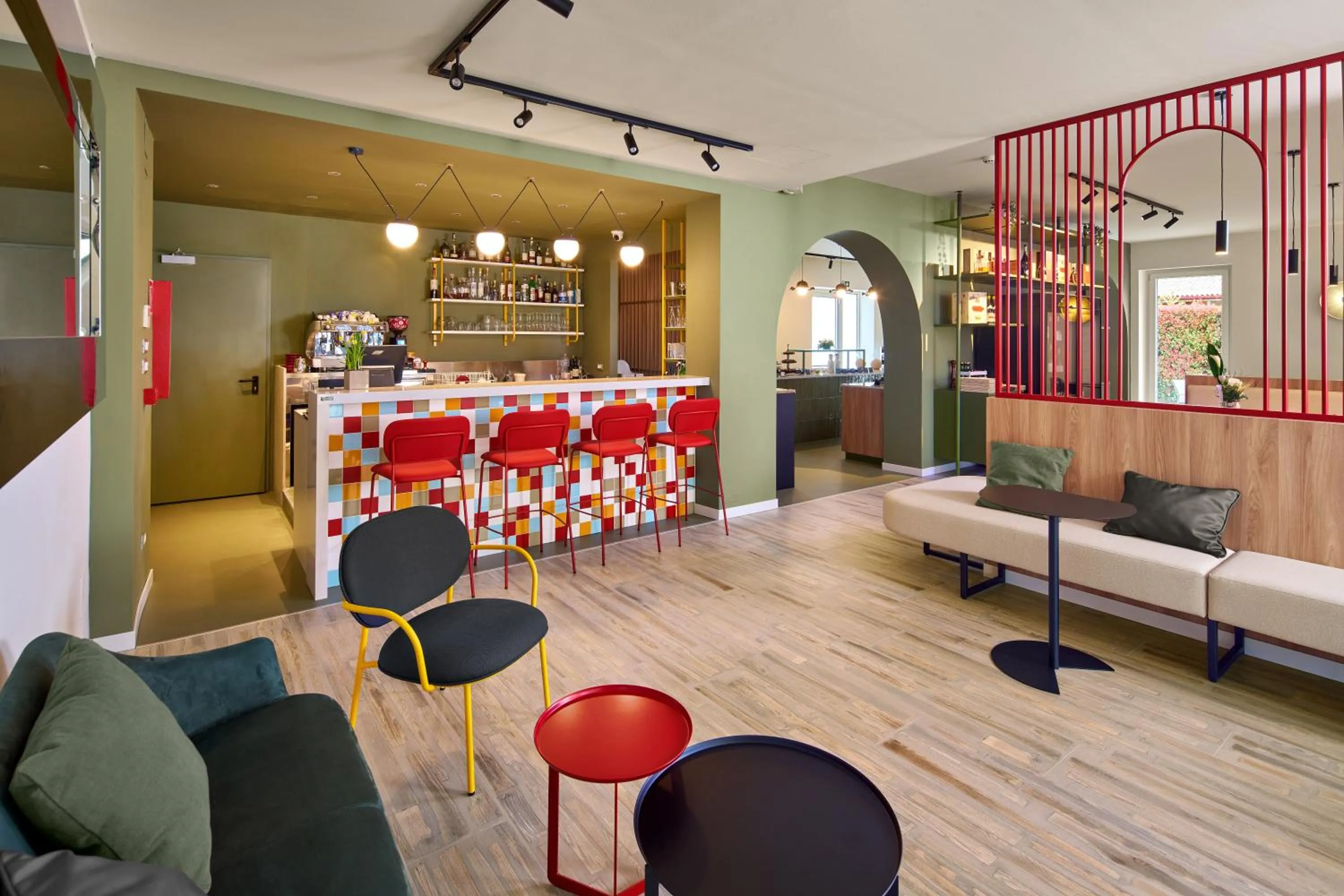 Restaurant/places to eat, Bed in Hotel Italia