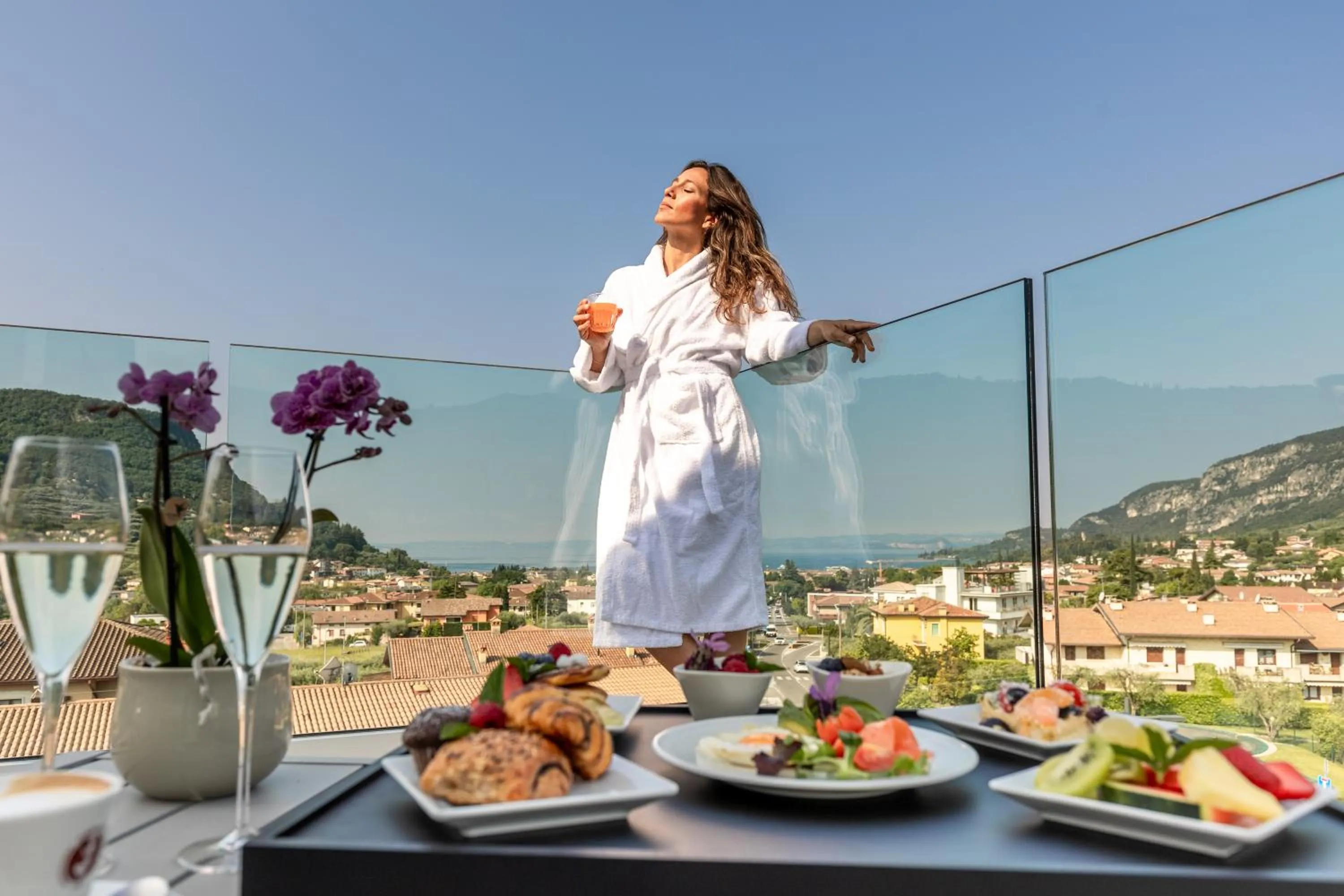 People in Hotel Italia