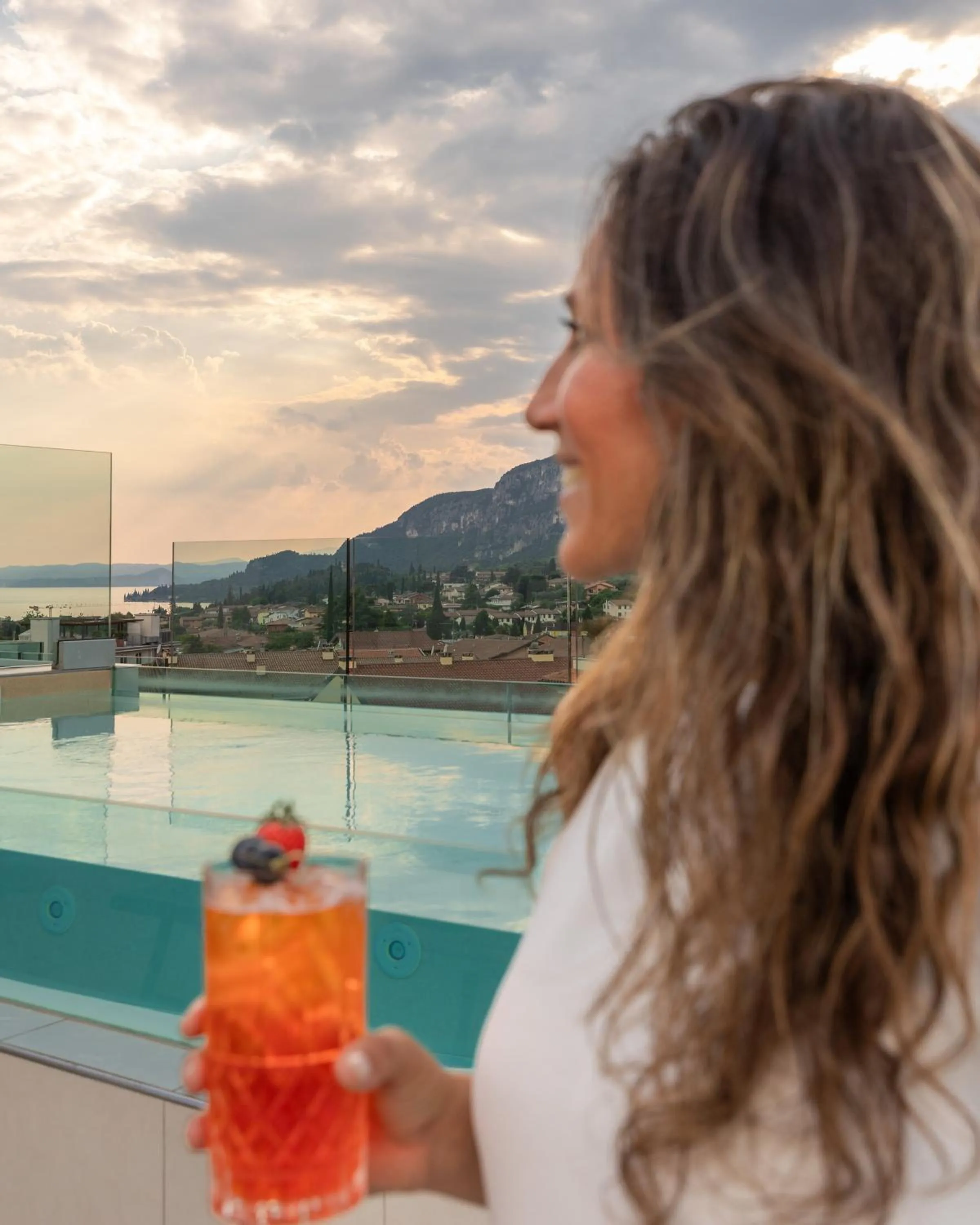 Pool view in Hotel Italia