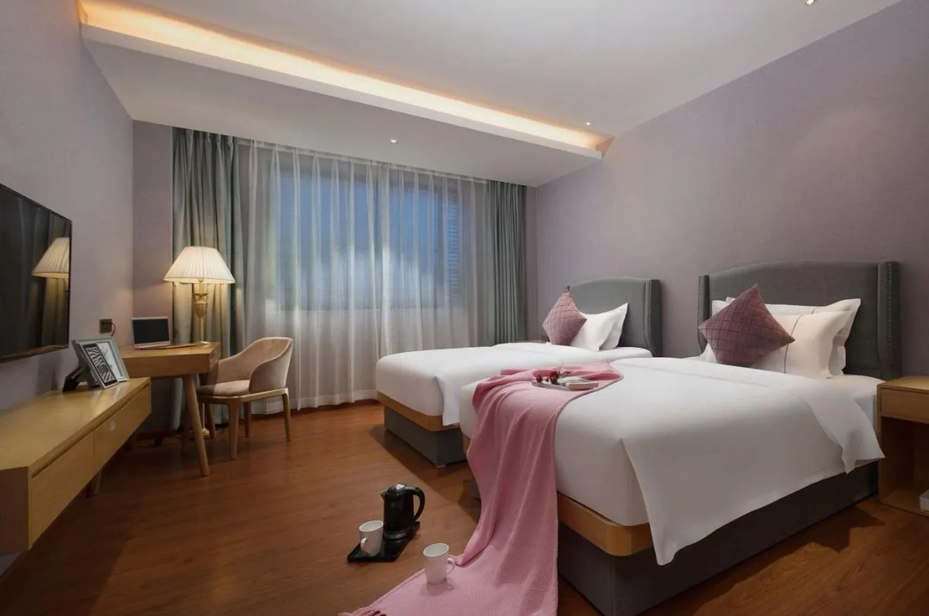 Bedroom, Bed in Guangzhou Mustin Hotel