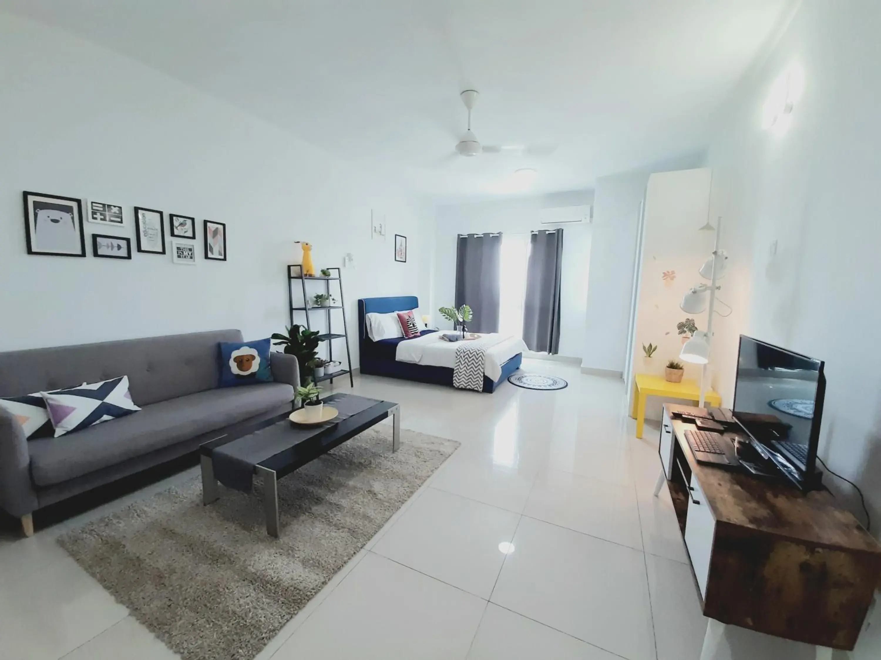 Living room in Galleria Equine Park @ Seri Kembangan Living room in Galleria Equine Park @ Seri Kembangan