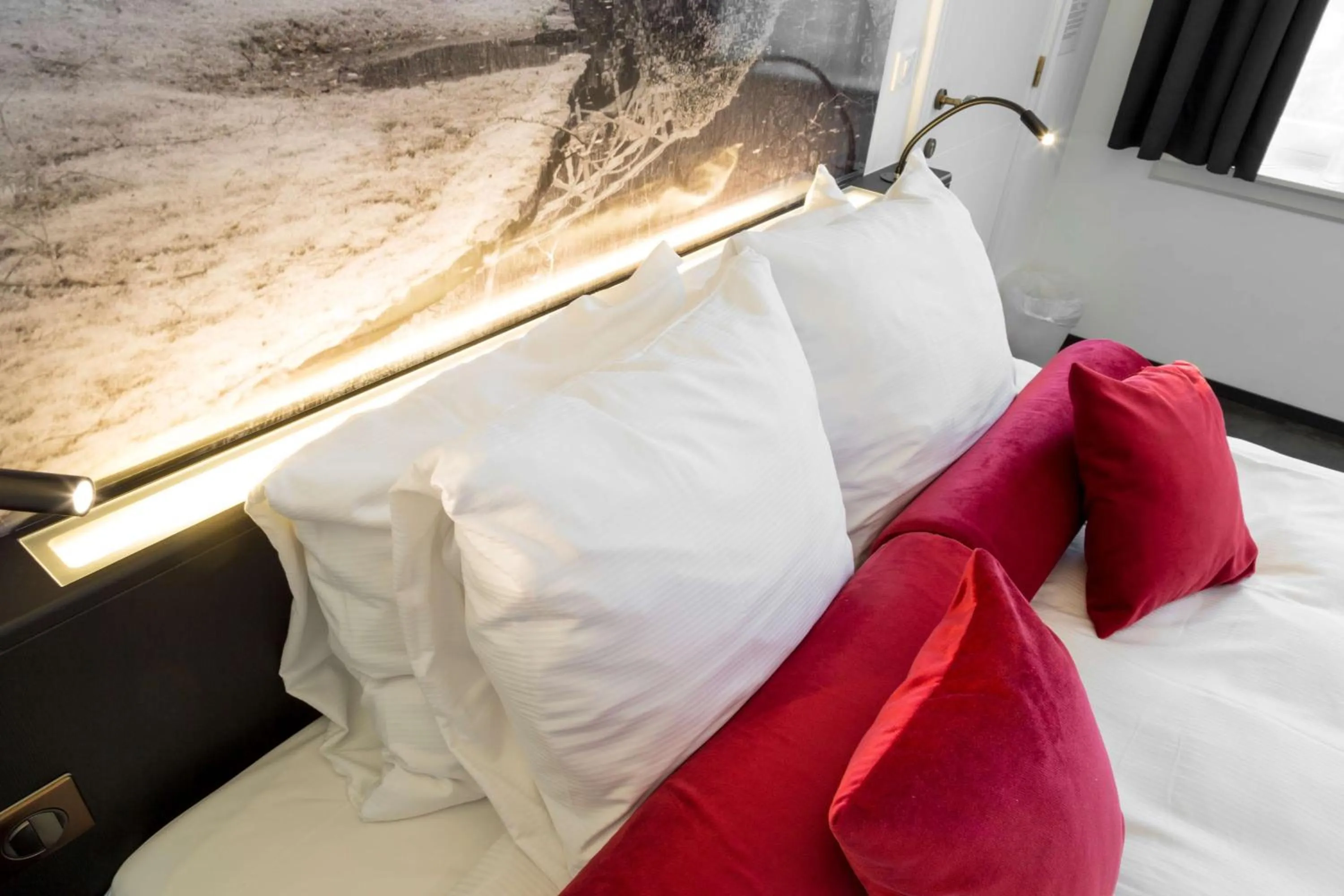 Photo of the whole room, Bed in Zimmerhof Hotel