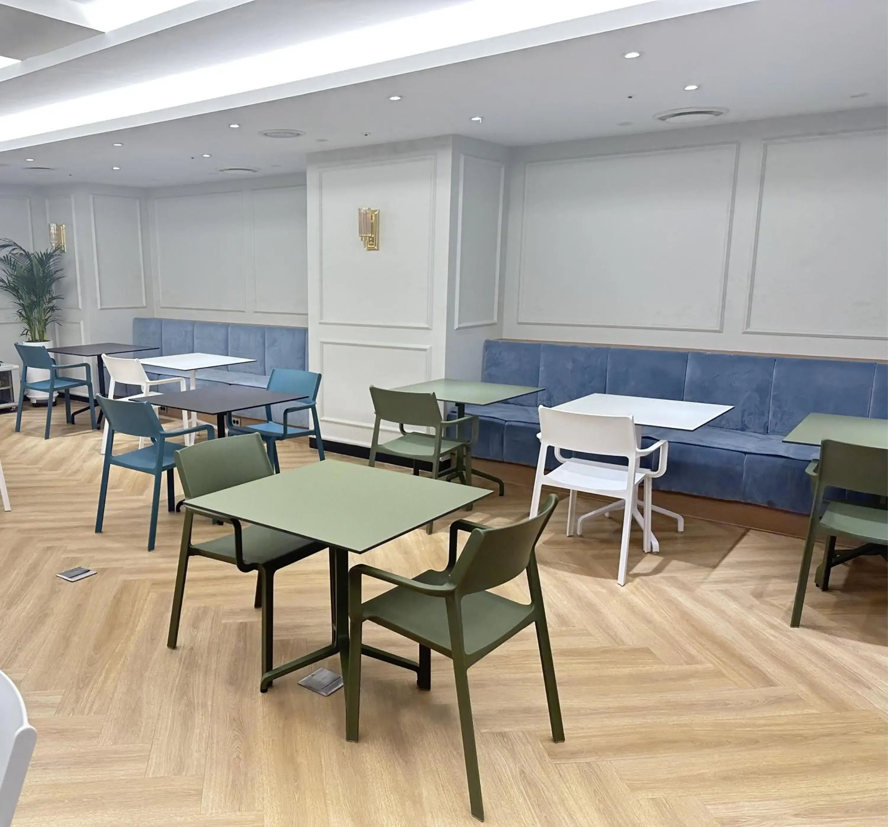 Restaurant/places to eat in GLAD Gangnam COEX Center Restaurant/places to eat in GLAD Gangnam COEX Center