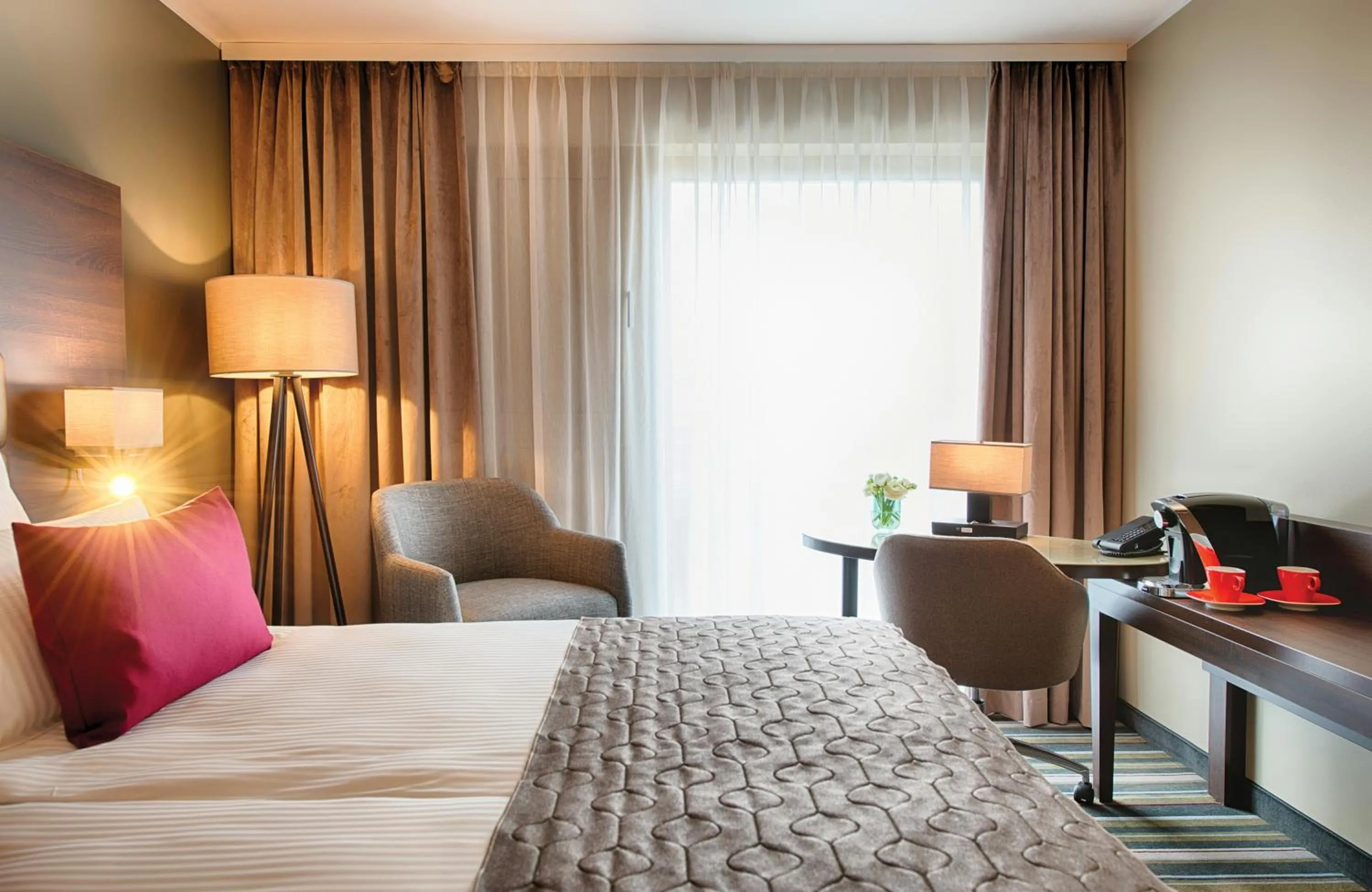 Photo of the whole room, Bed in Leonardo Royal Hotel Ulm