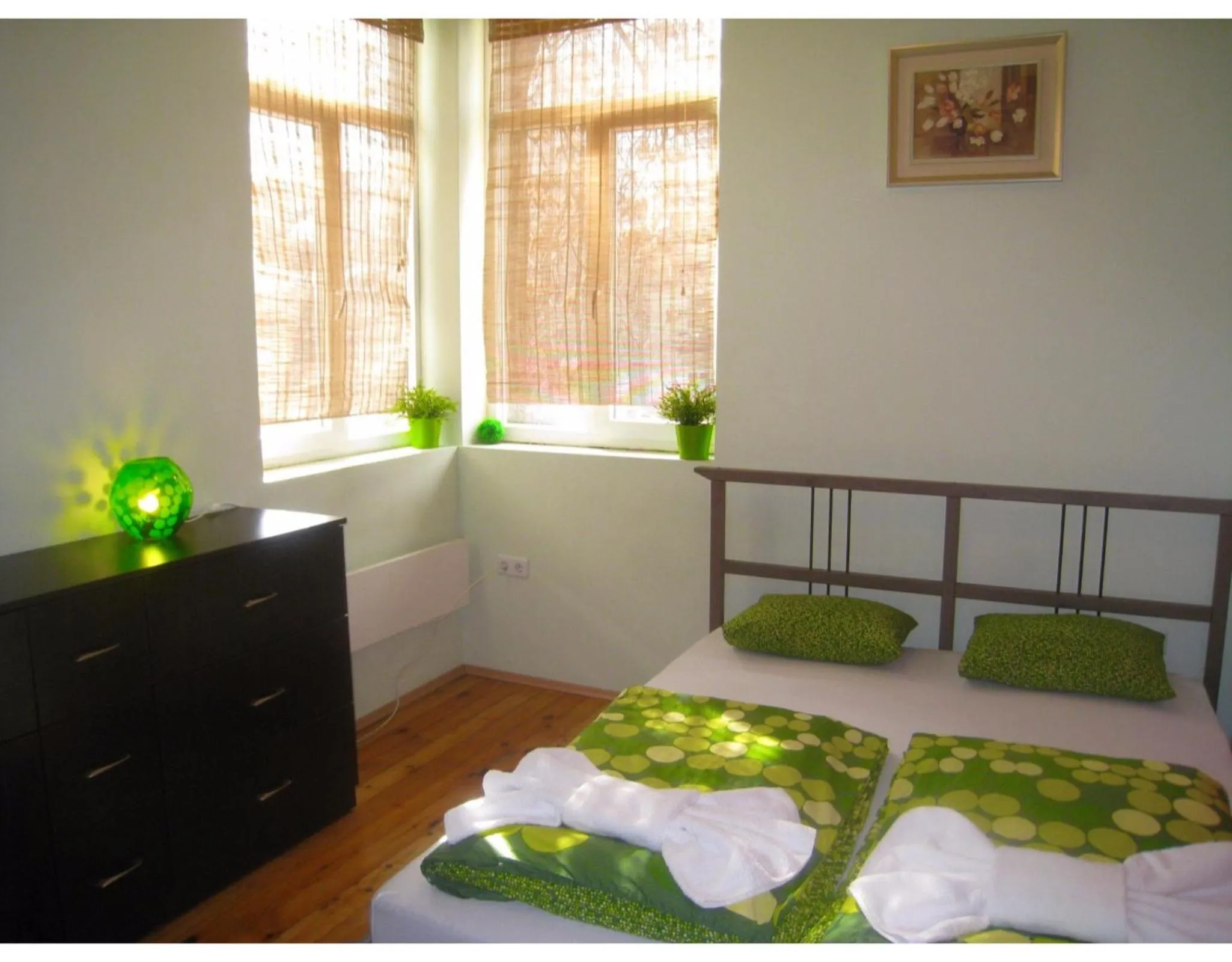 TV and multimedia, Bed in Elegance on a Budget - Rooms for Rent in Sofia Center