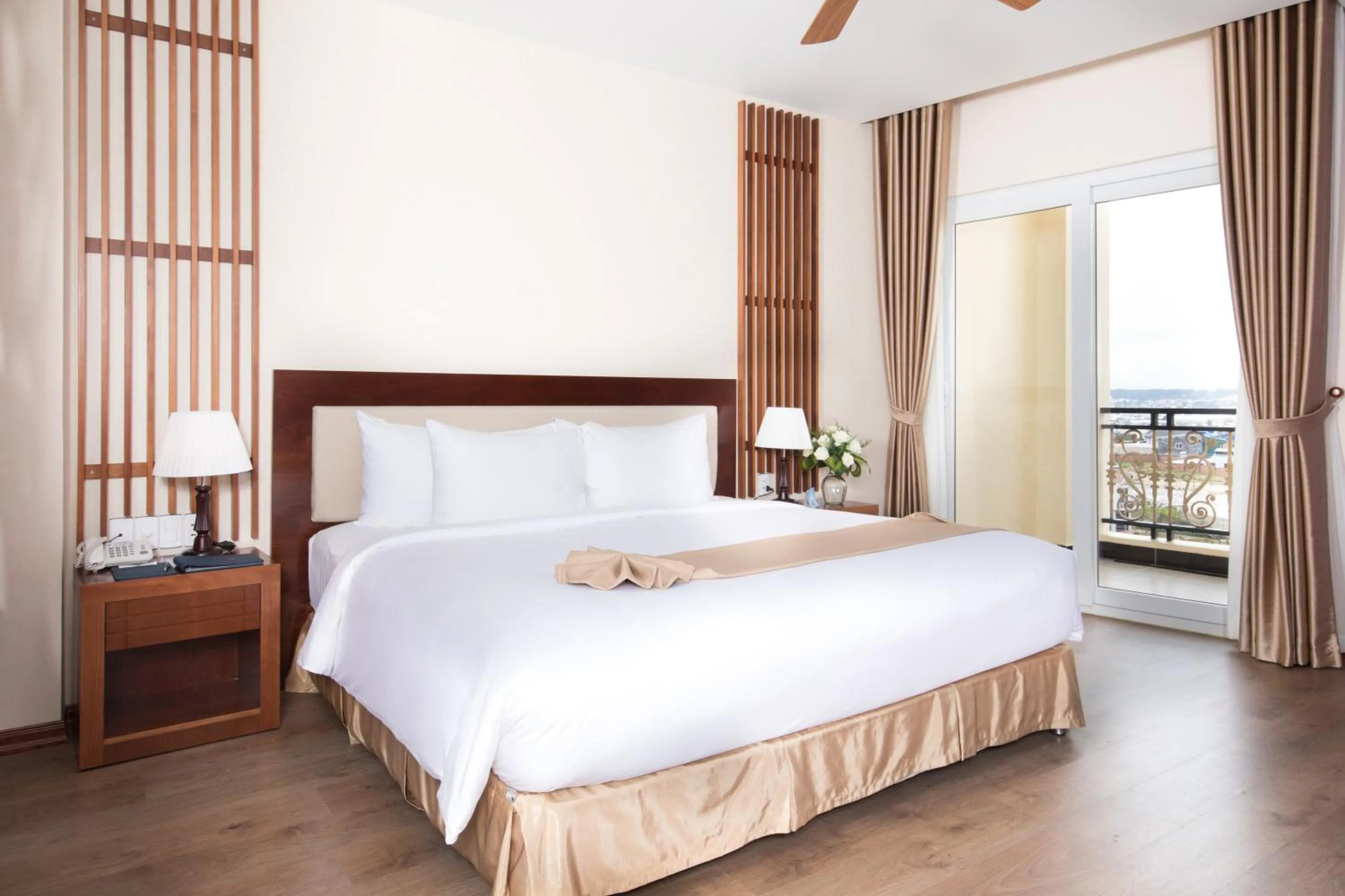 Bed in Ladalat Hotel