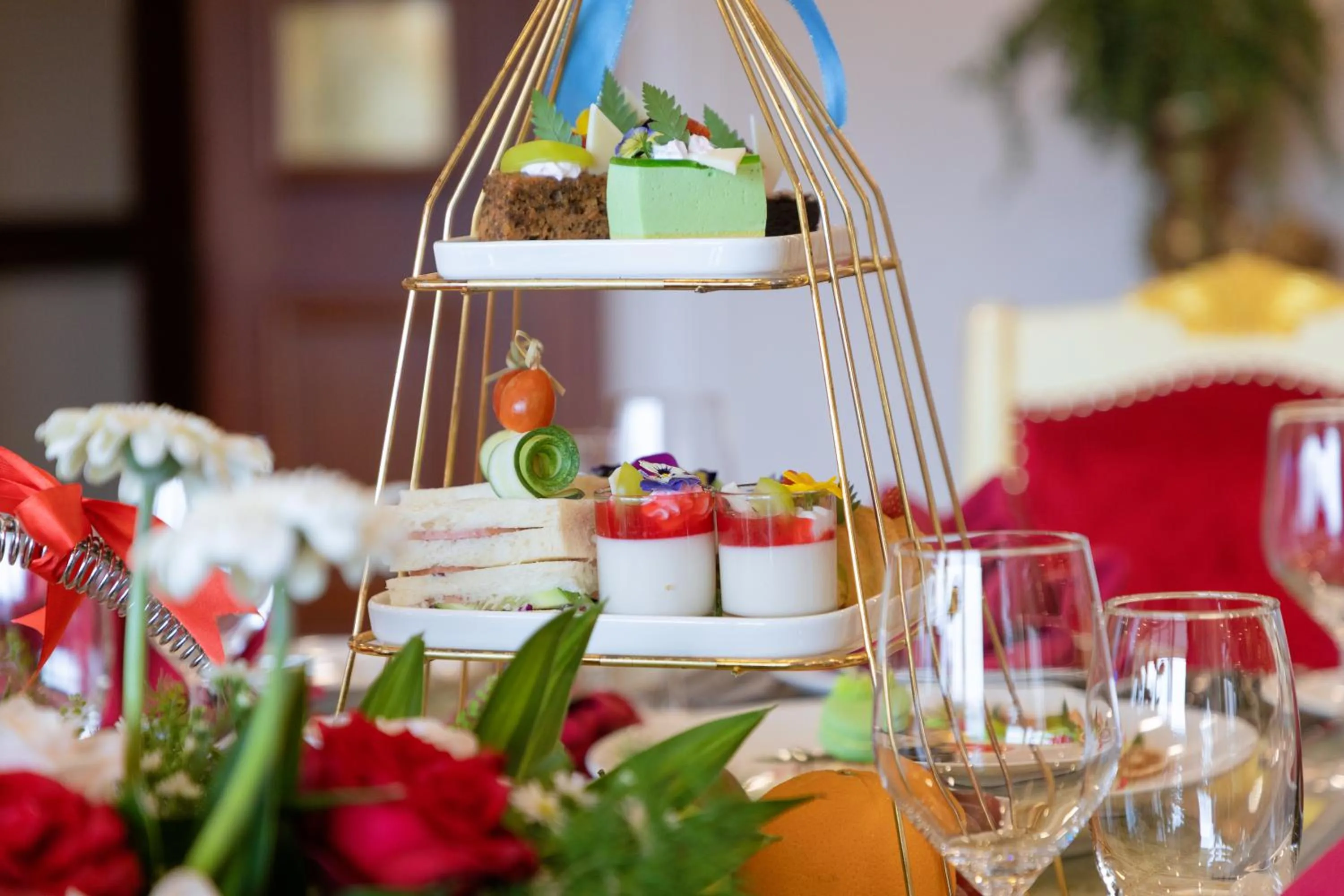 Food and drinks in Ladalat Hotel