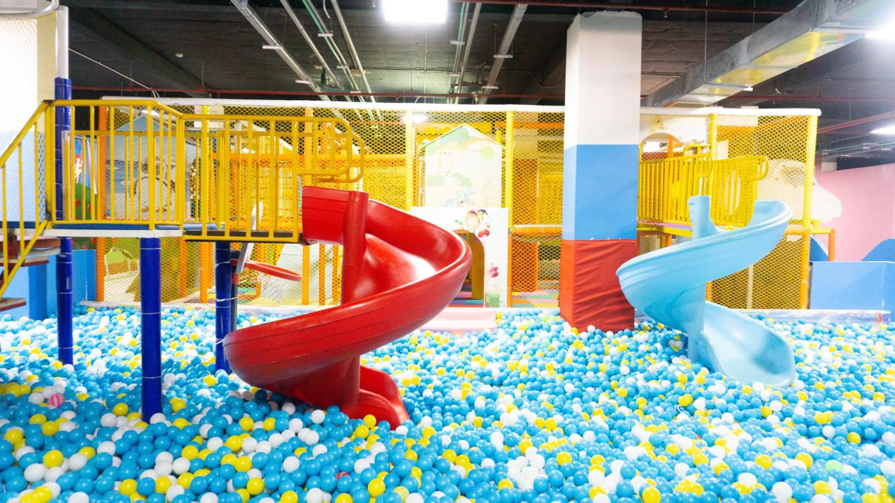 Children play ground in Ladalat Hotel