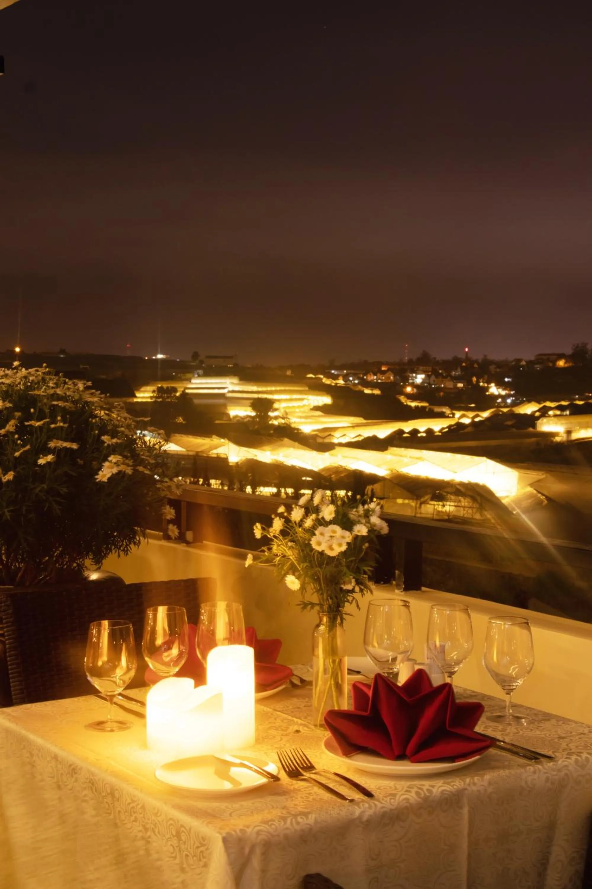 Night in Ladalat Hotel