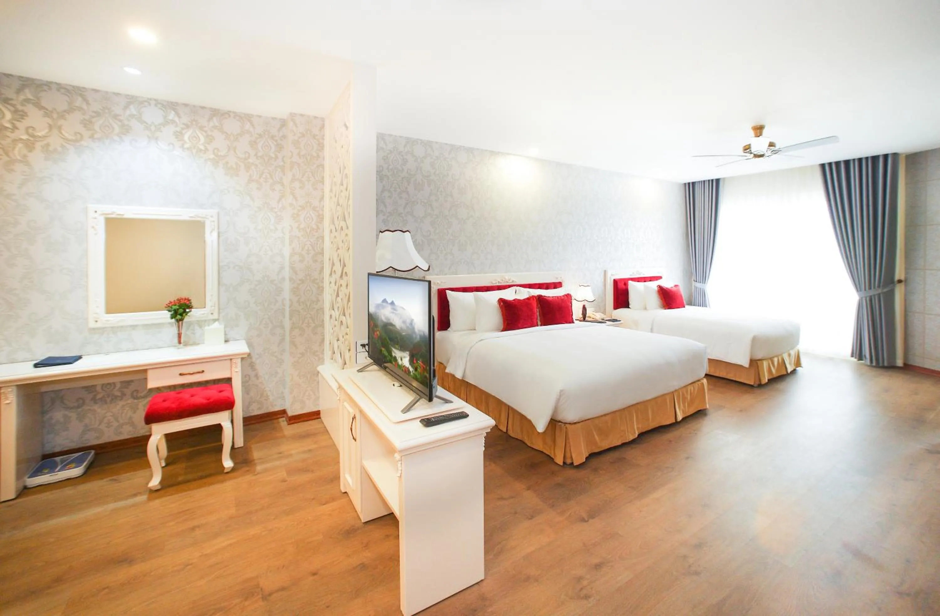 Bed in Ladalat Hotel