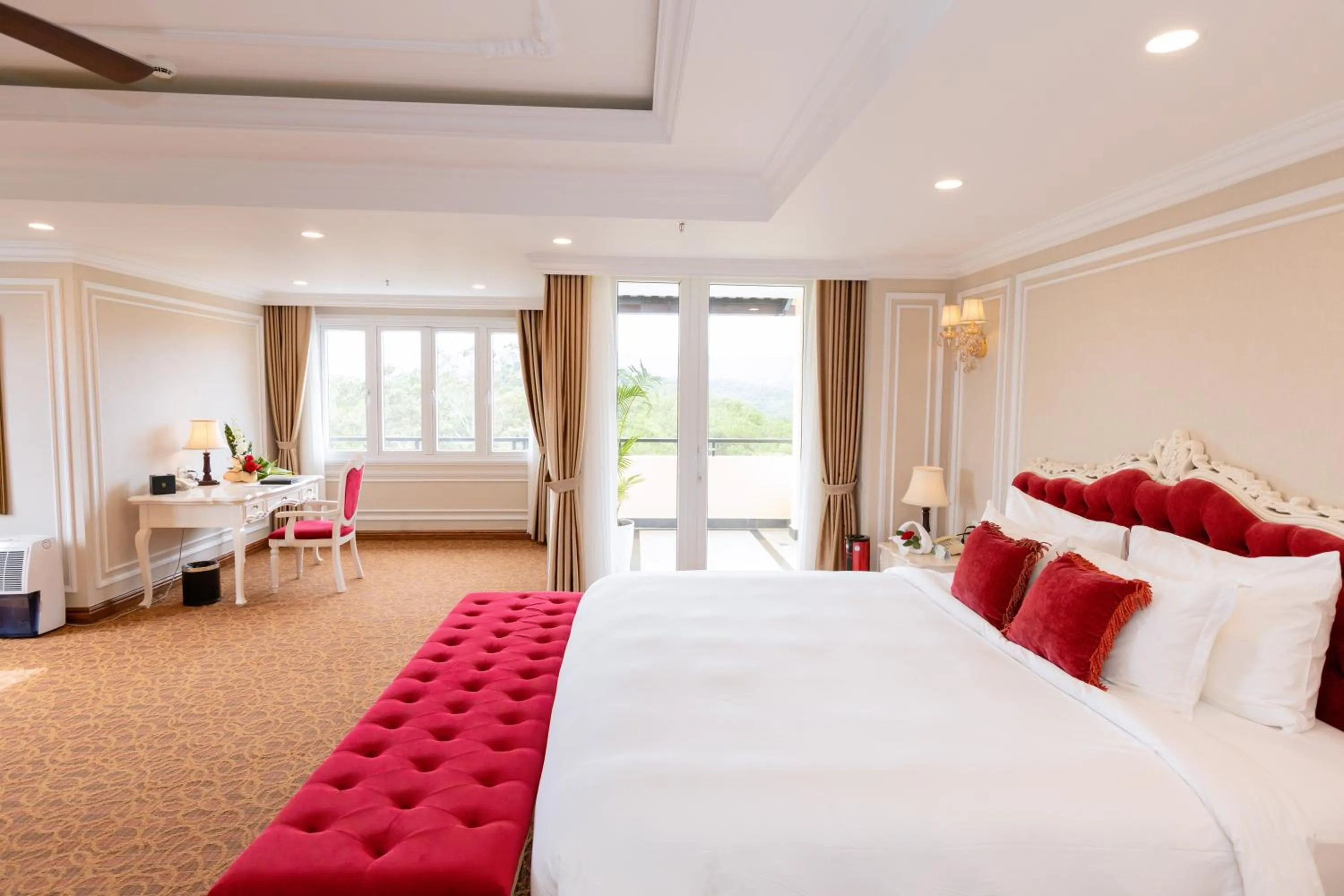 Bed in Ladalat Hotel