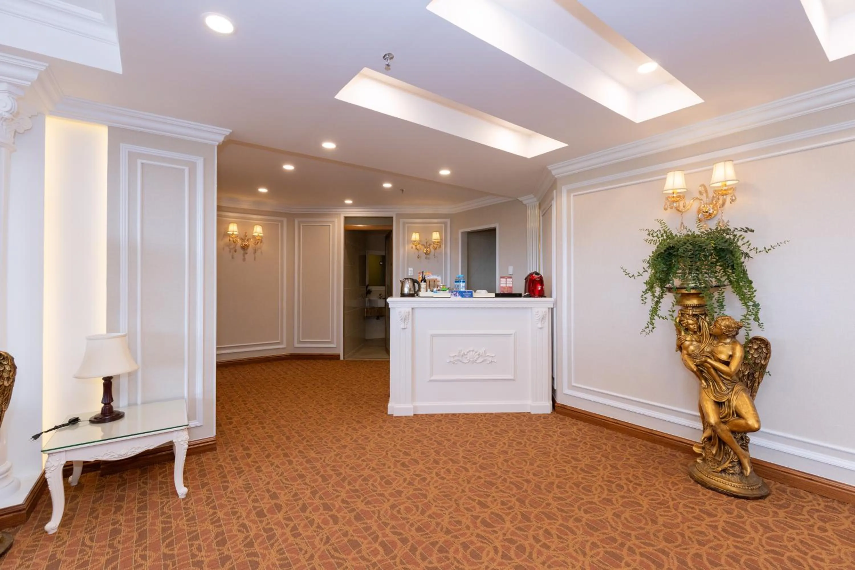 minibar in Ladalat Hotel