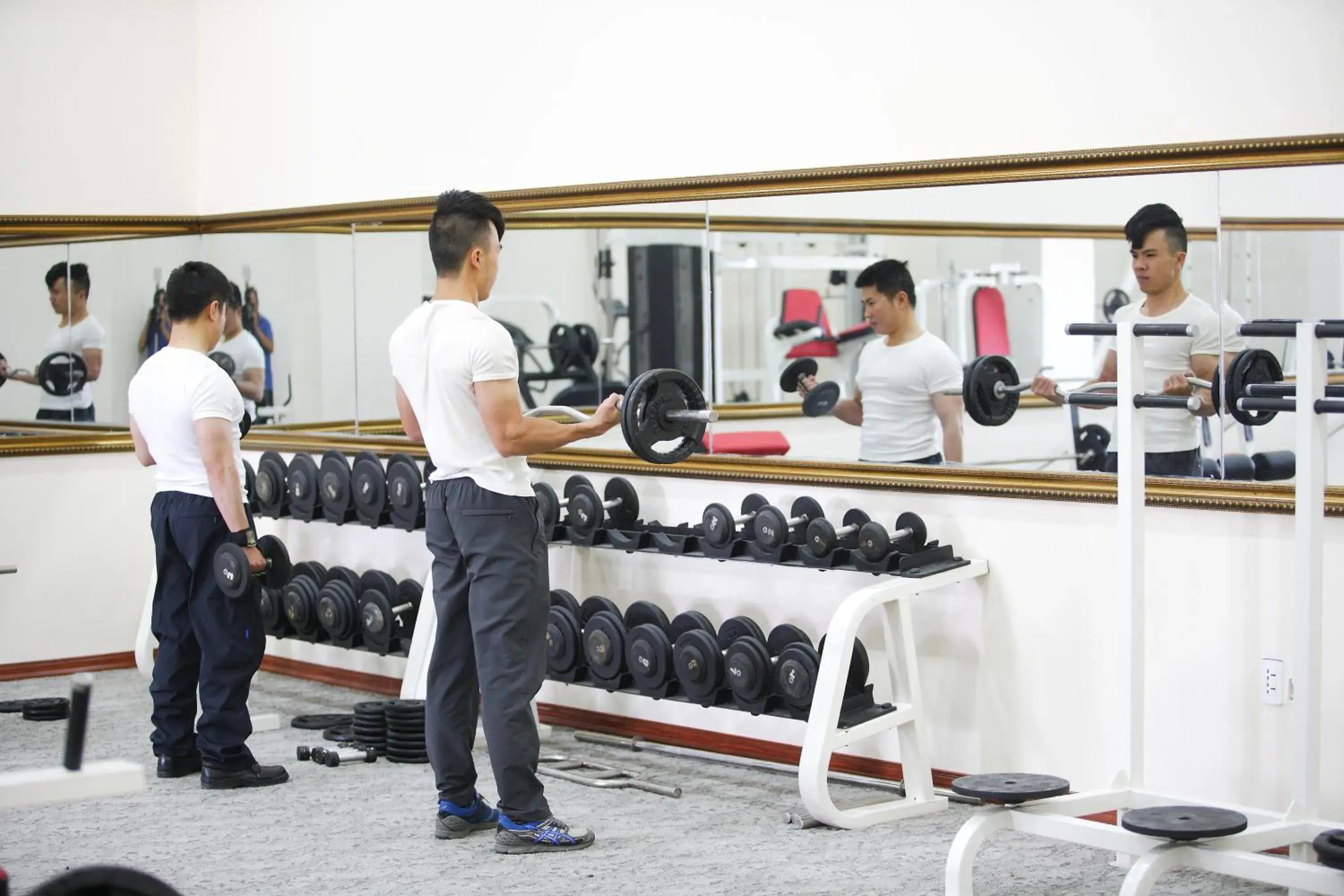 Fitness centre/facilities in Ladalat Hotel Fitness centre/facilities in Ladalat Hotel