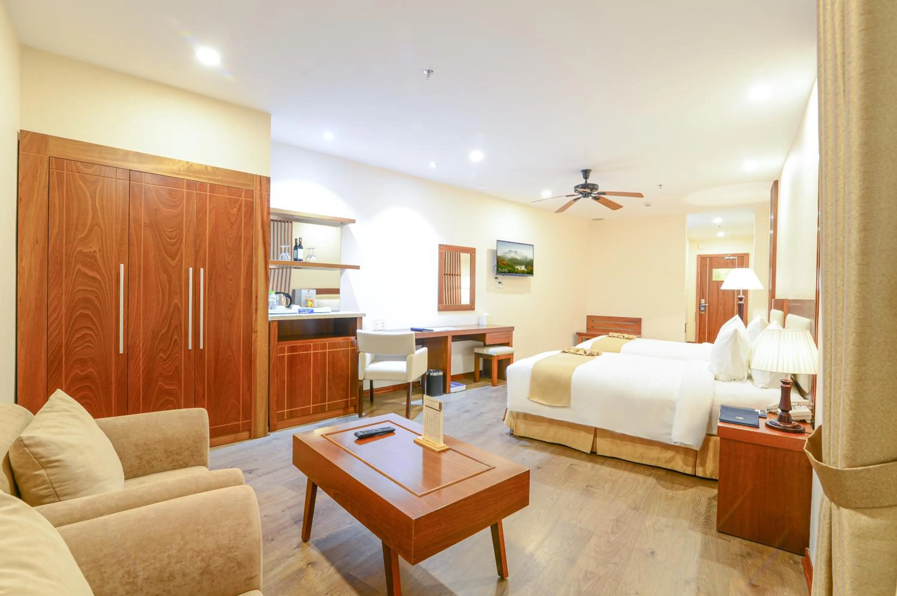 Bed in Ladalat Hotel