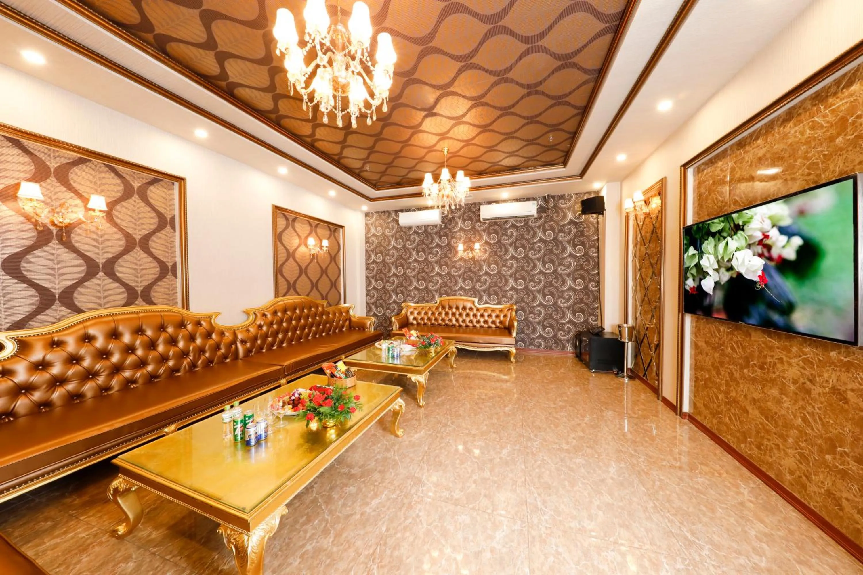 Karaoke in Ladalat Hotel