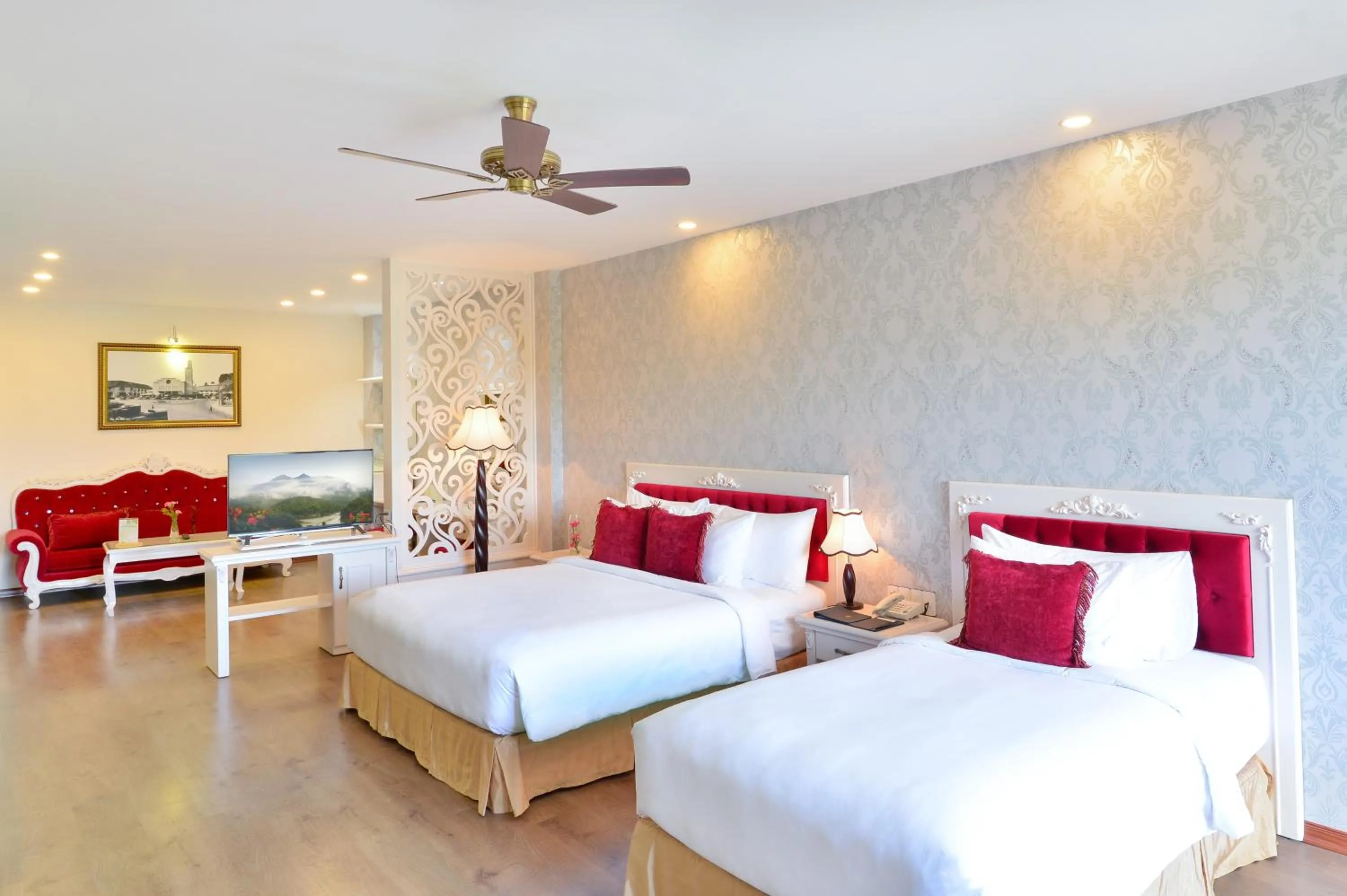 Bed in Ladalat Hotel