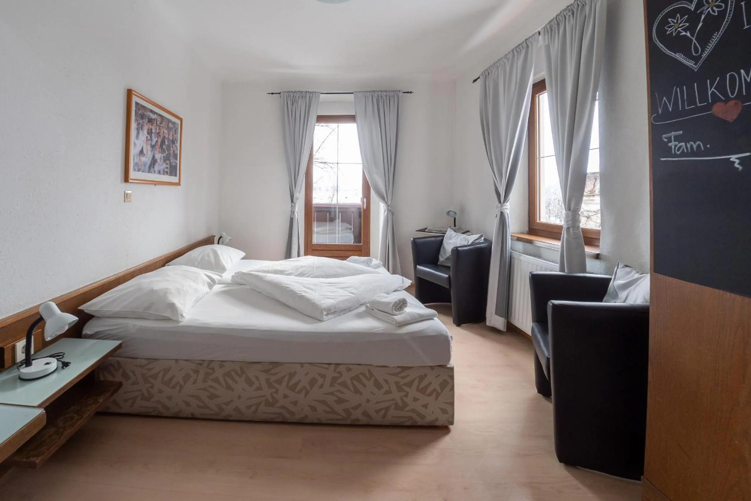 Bedroom, Bed in B&B Hotel Heimgartl