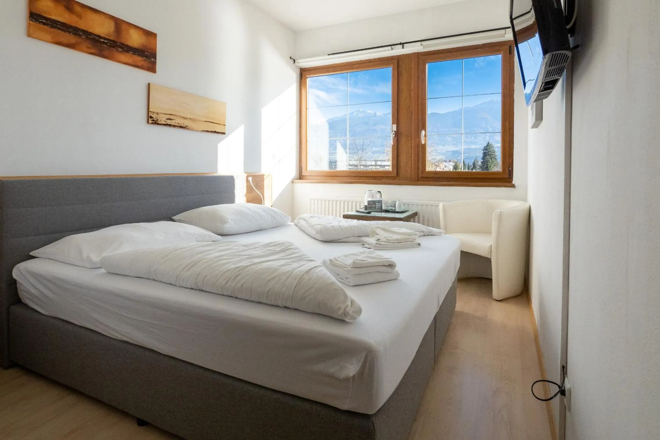 Bedroom, Bed in B&B Hotel Heimgartl