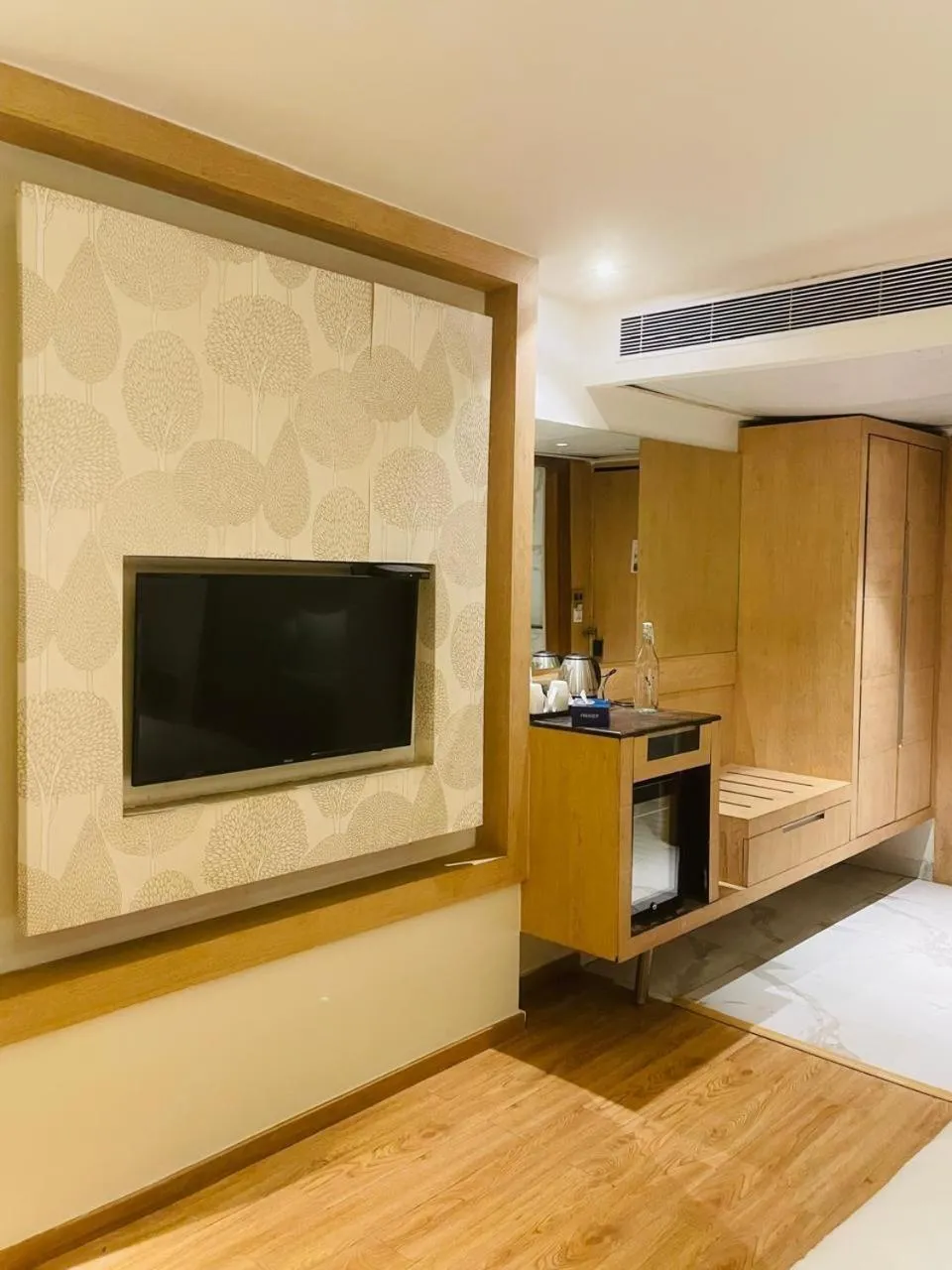 minibar in Hotel V Hazratganj