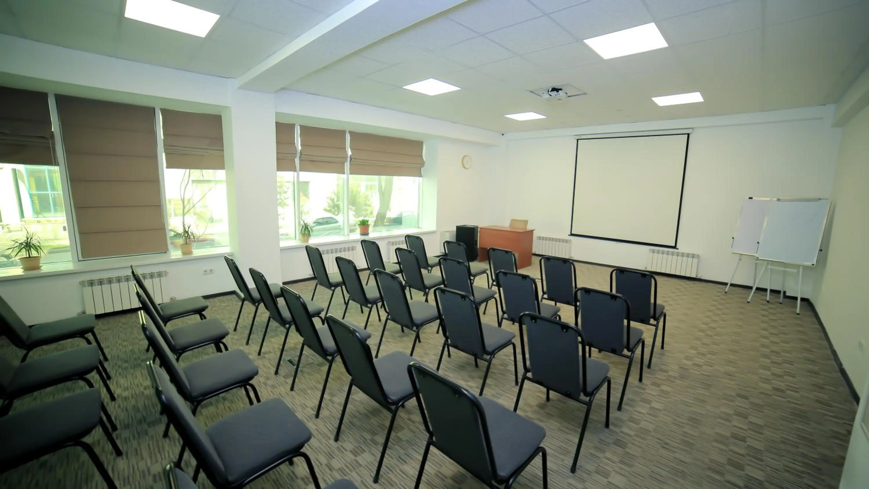 Meeting/conference room in Astra Hotel