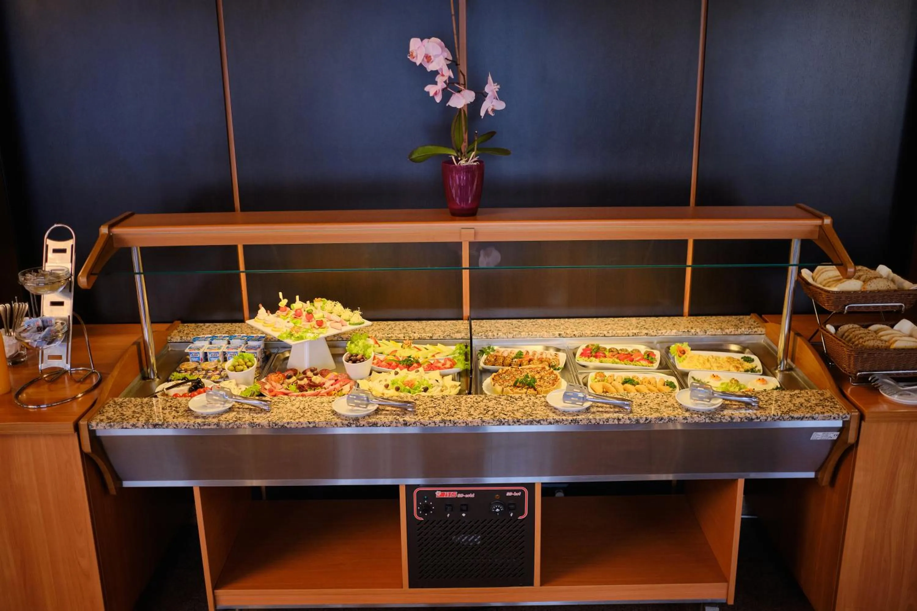 Breakfast in Hotel Regal