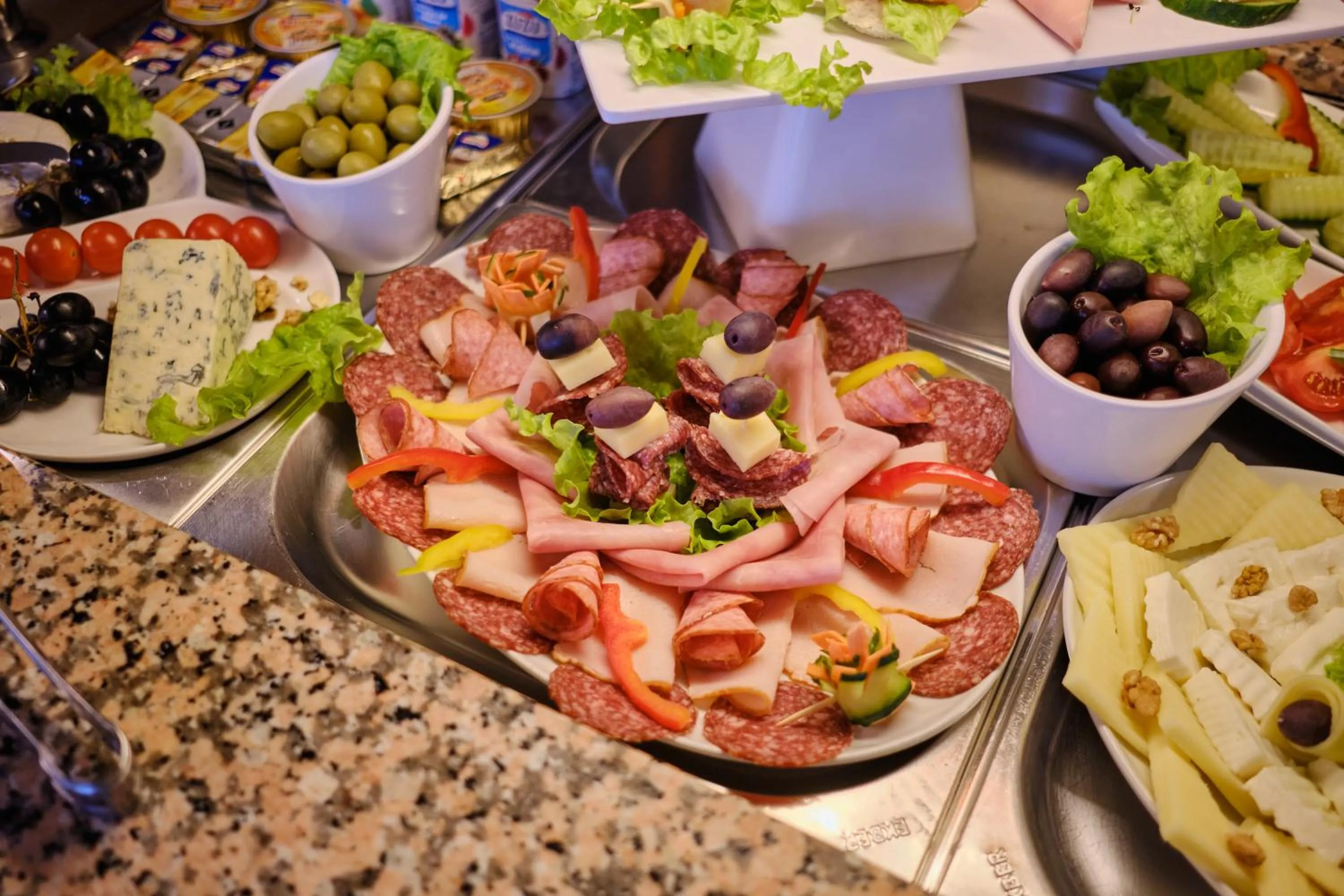 Breakfast in Hotel Regal