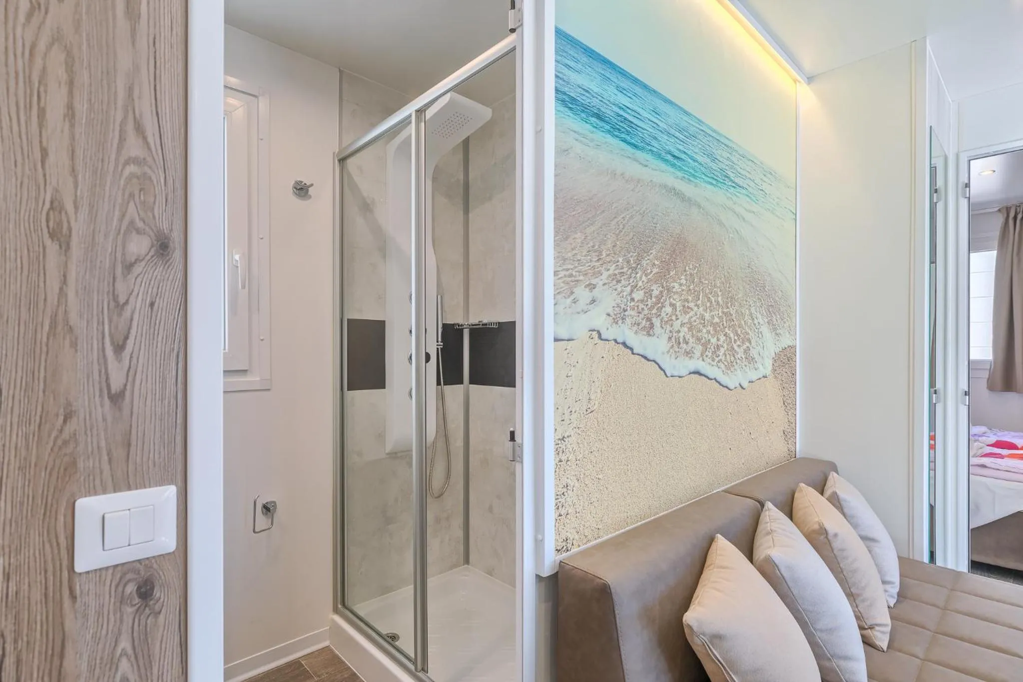 Shower in Mobile Homes Camping Santa Marina, Lanterna