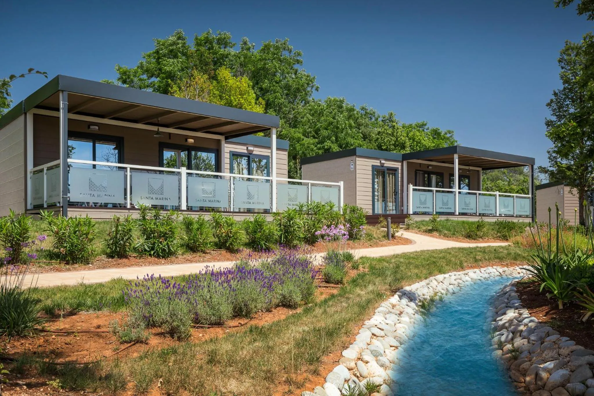 Property building in Mobile Homes Camping Santa Marina, Lanterna