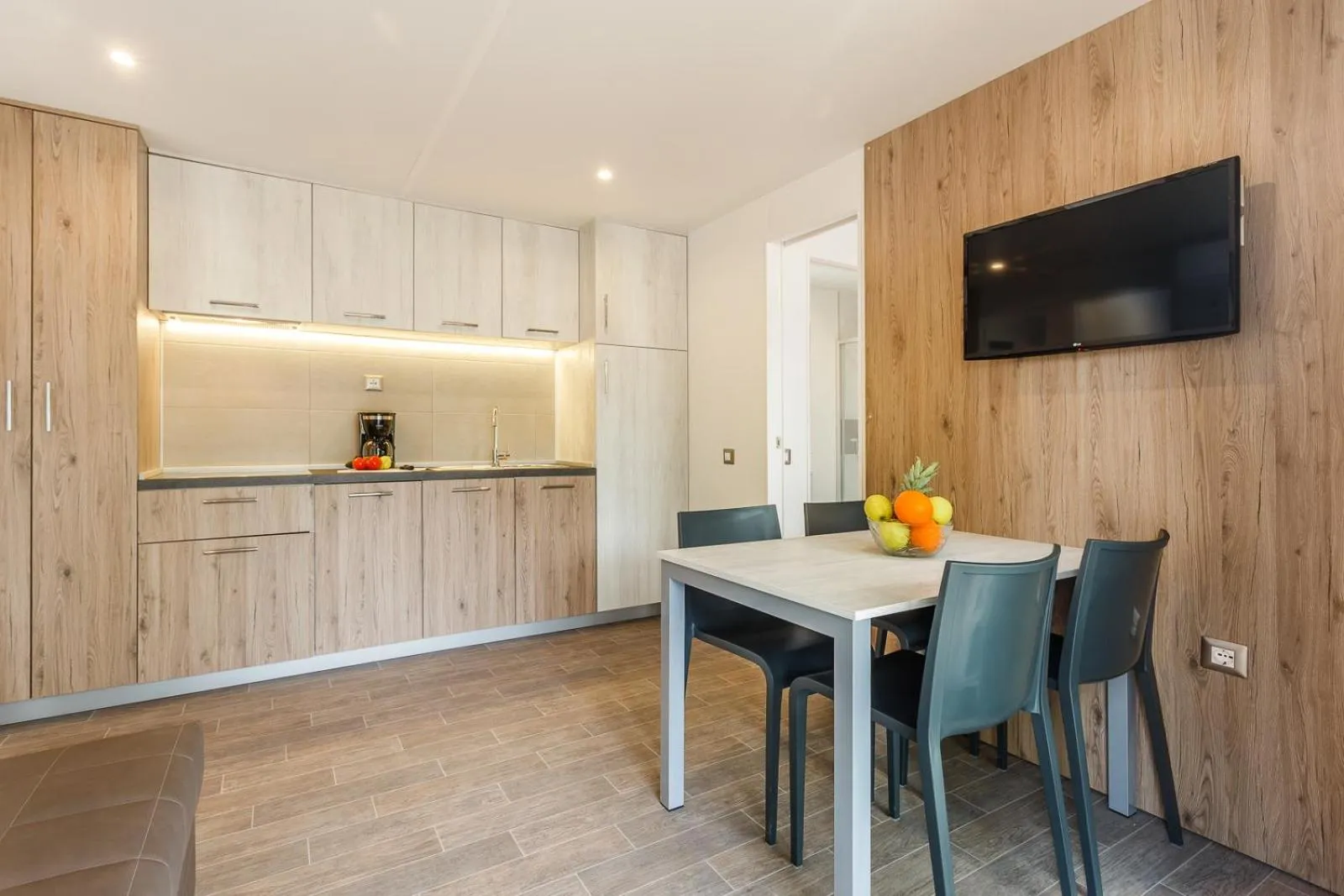 Kitchen or kitchenette in Mobile Homes Camping Santa Marina, Lanterna