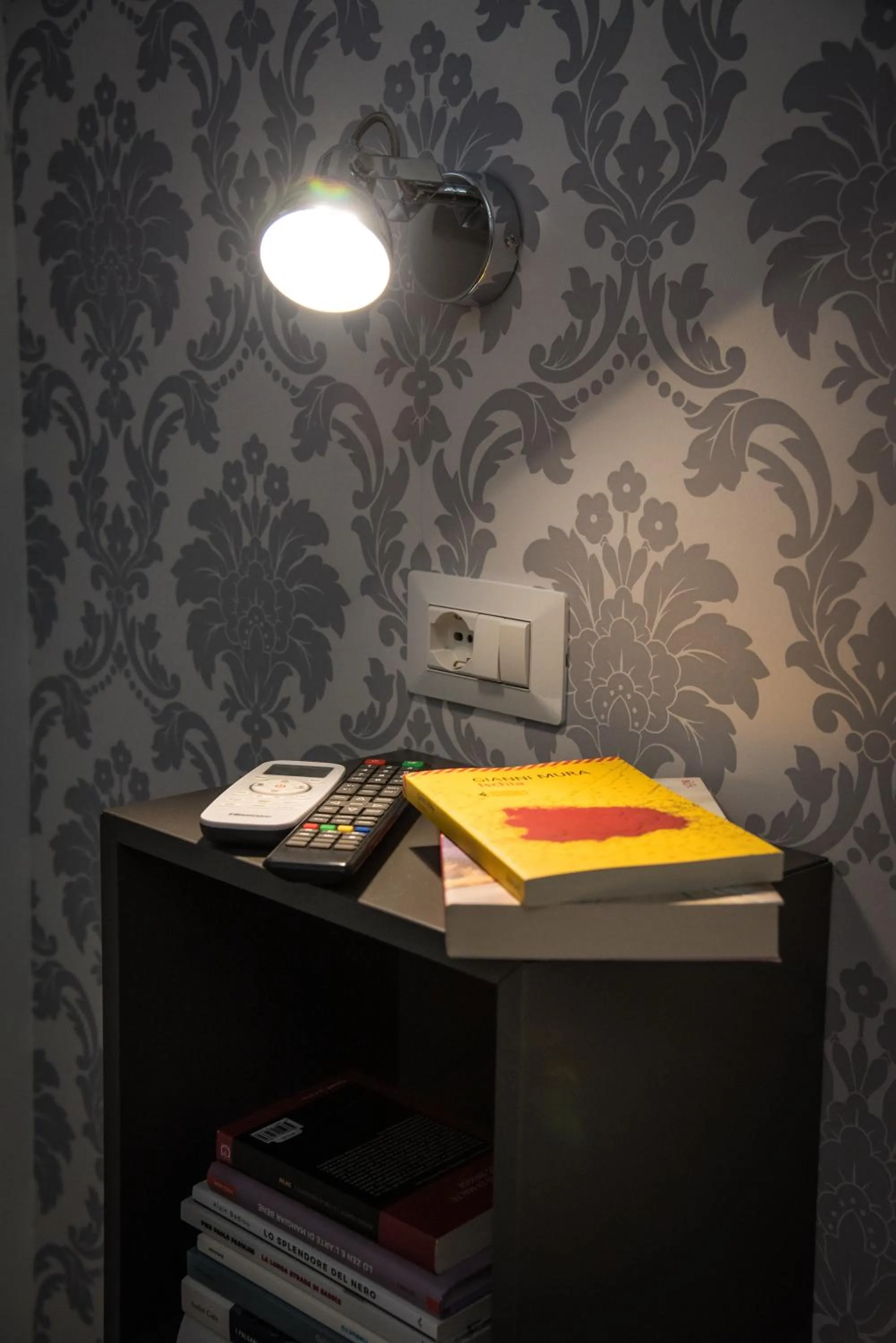 Bedroom in Inside Roma Rooms