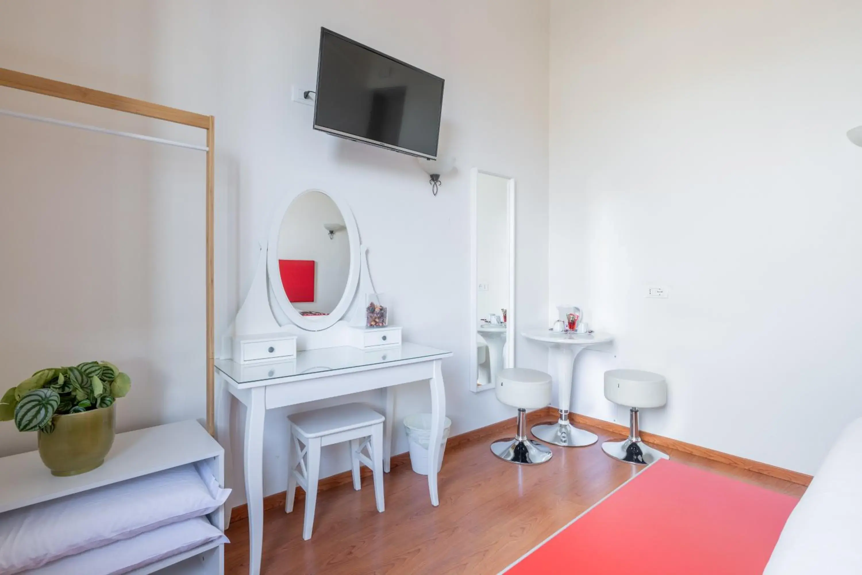Double or Twin Room with Bathroom - single occupancy in Superior Relais FCollection Temple View Double or Twin Room with Bathroom - single occupancy in Superior Relais FCollection Temple View