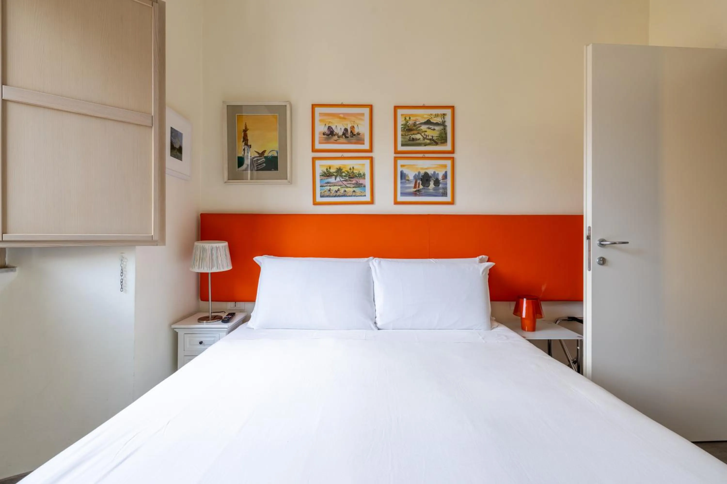 Bed in Superior Relais FCollection Temple View