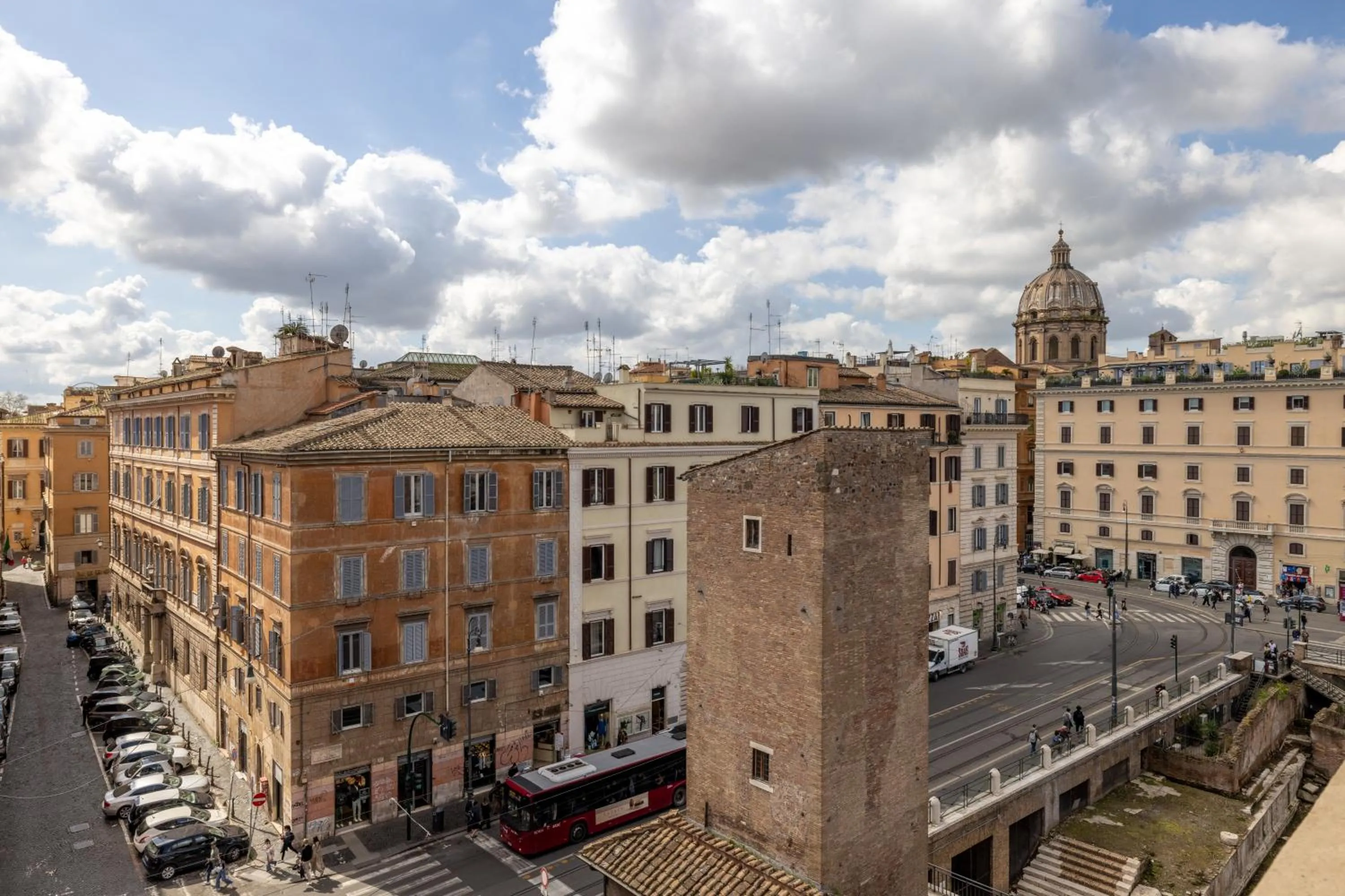 Neighbourhood in Superior Relais FCollection Temple View