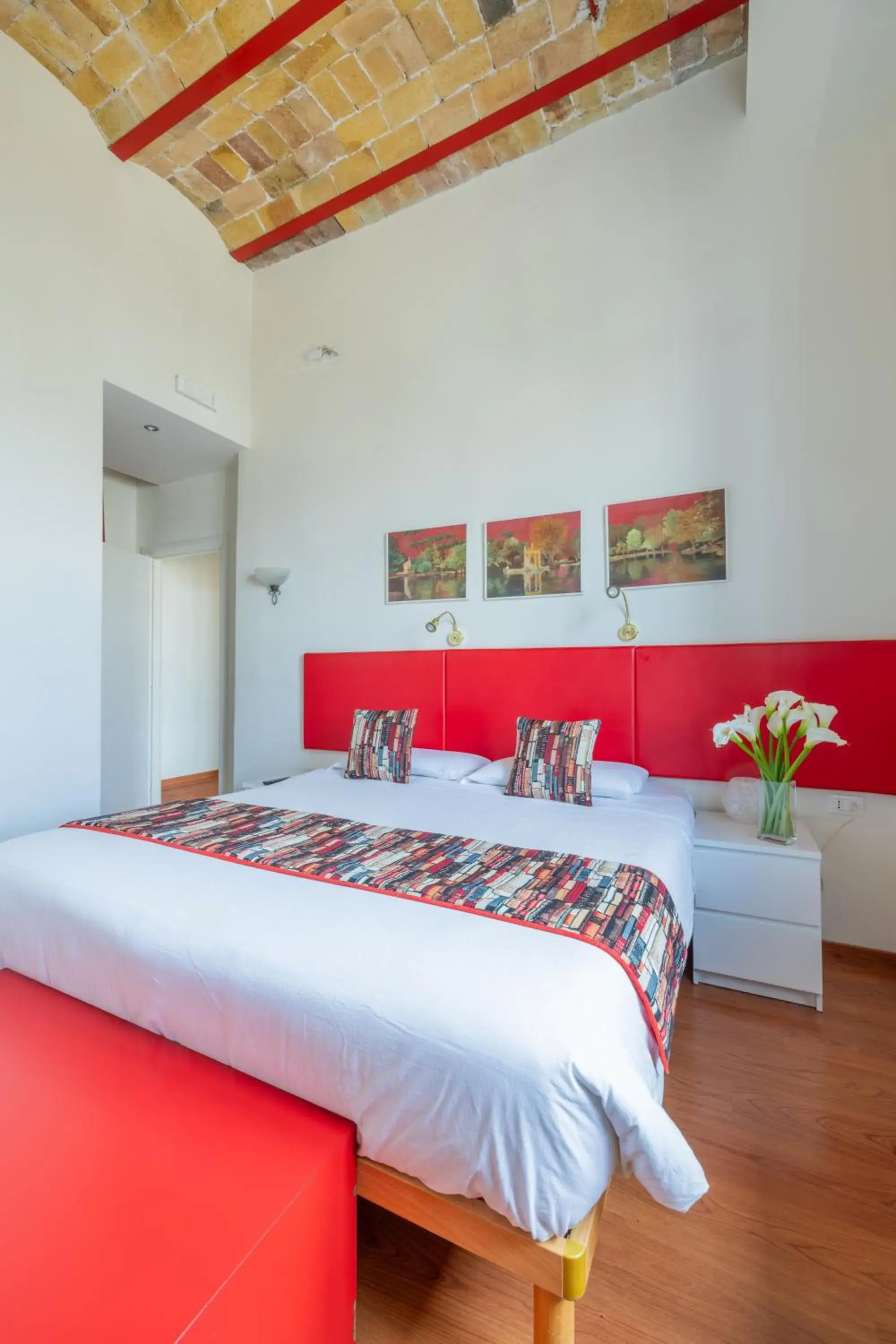 Bedroom, Bed in Superior Relais FCollection Temple View Bedroom, Bed in Superior Relais FCollection Temple View