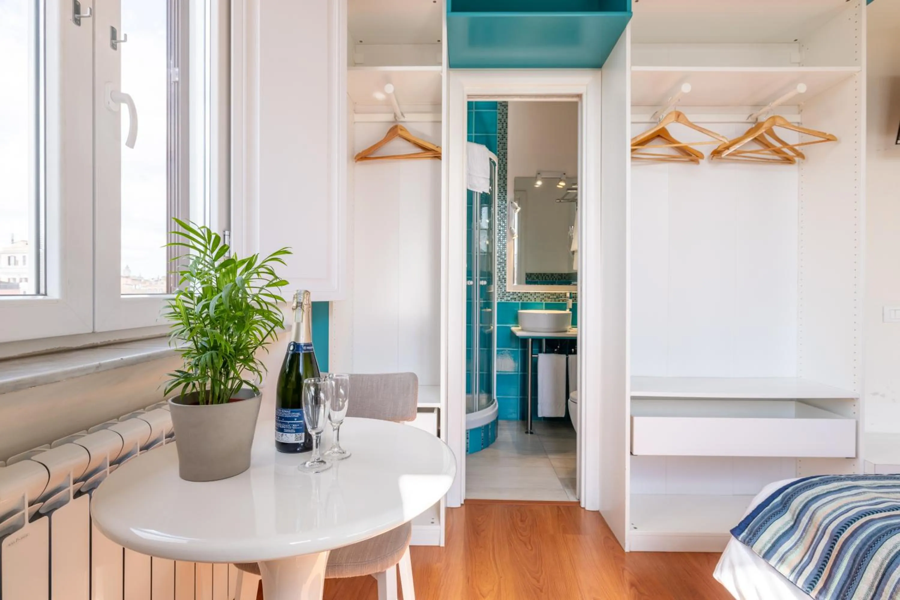 Seating area, Bed in Superior Relais FCollection Temple View