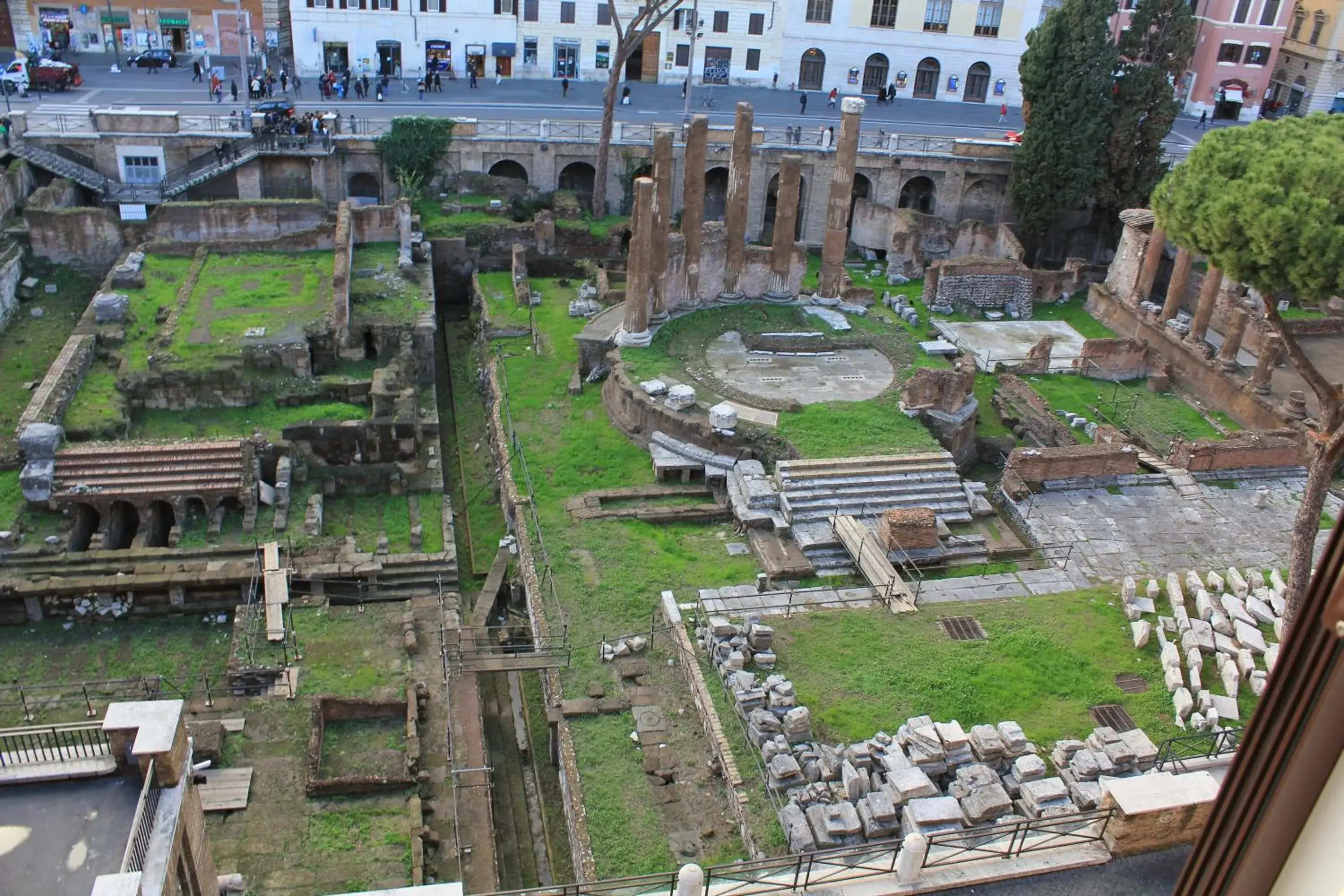 Property building in Superior Relais FCollection Temple View Property building in Superior Relais FCollection Temple View