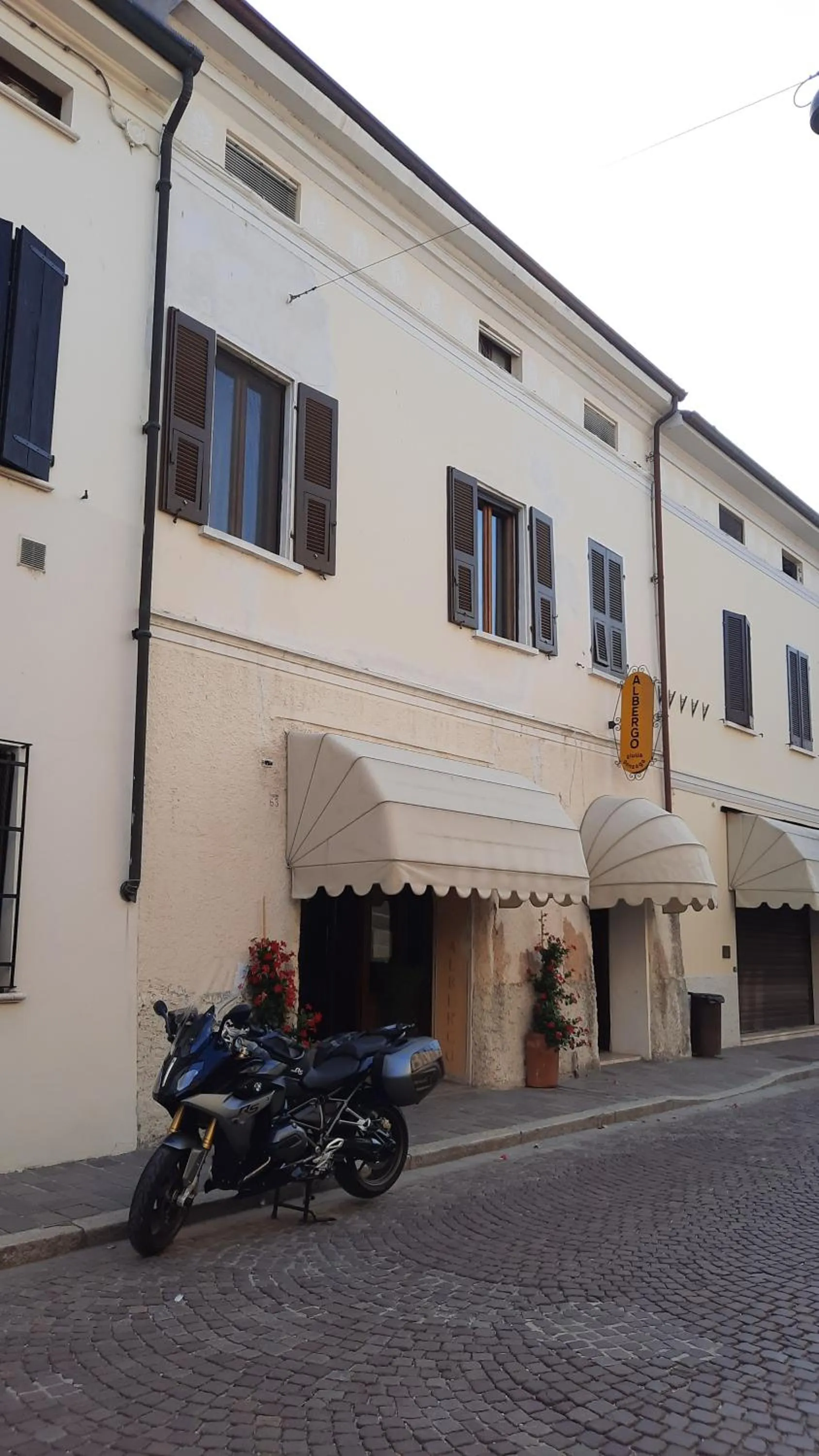 Property building in Albergo Giulia Gonzaga