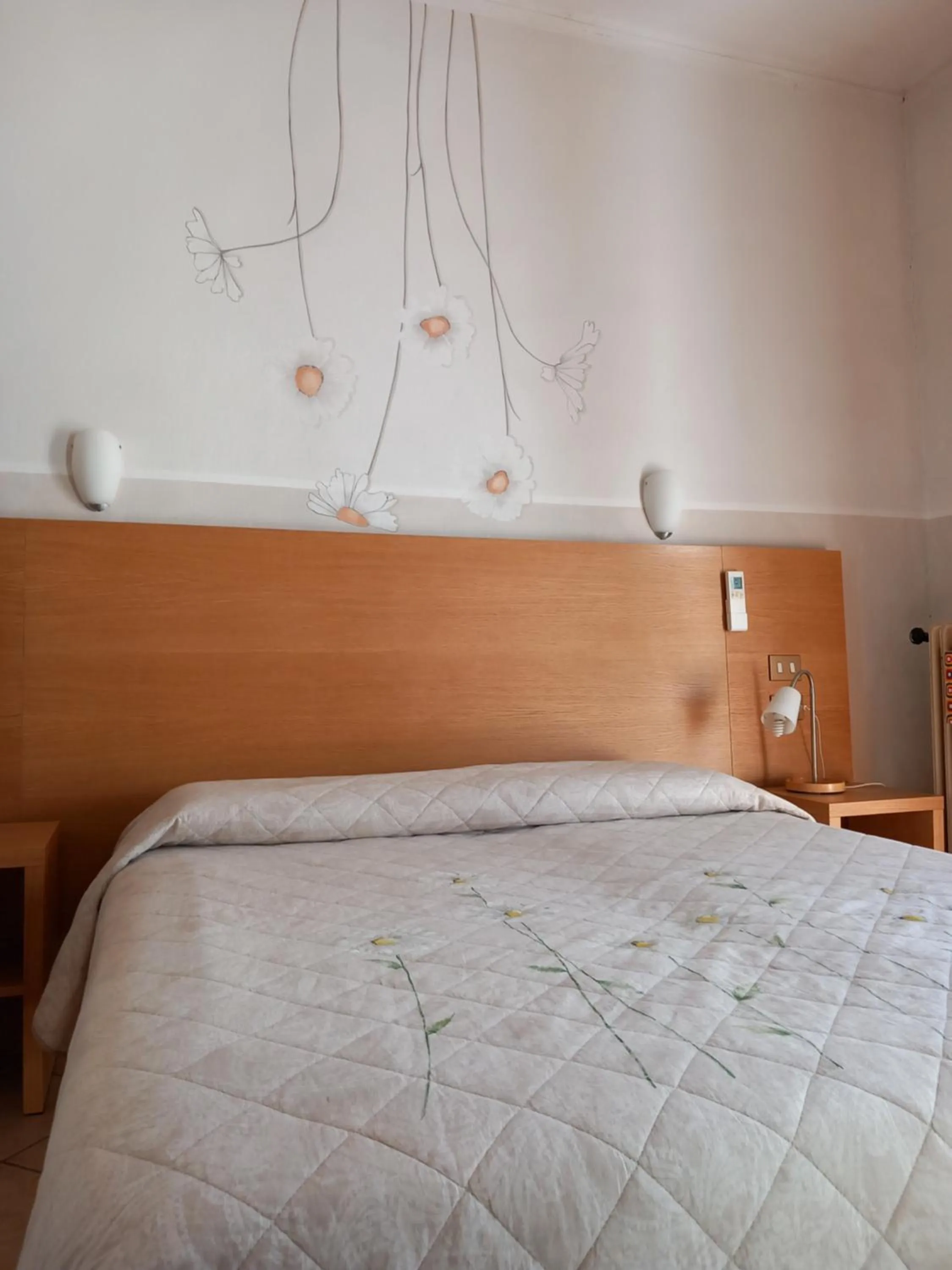 Bed in Albergo Giulia Gonzaga