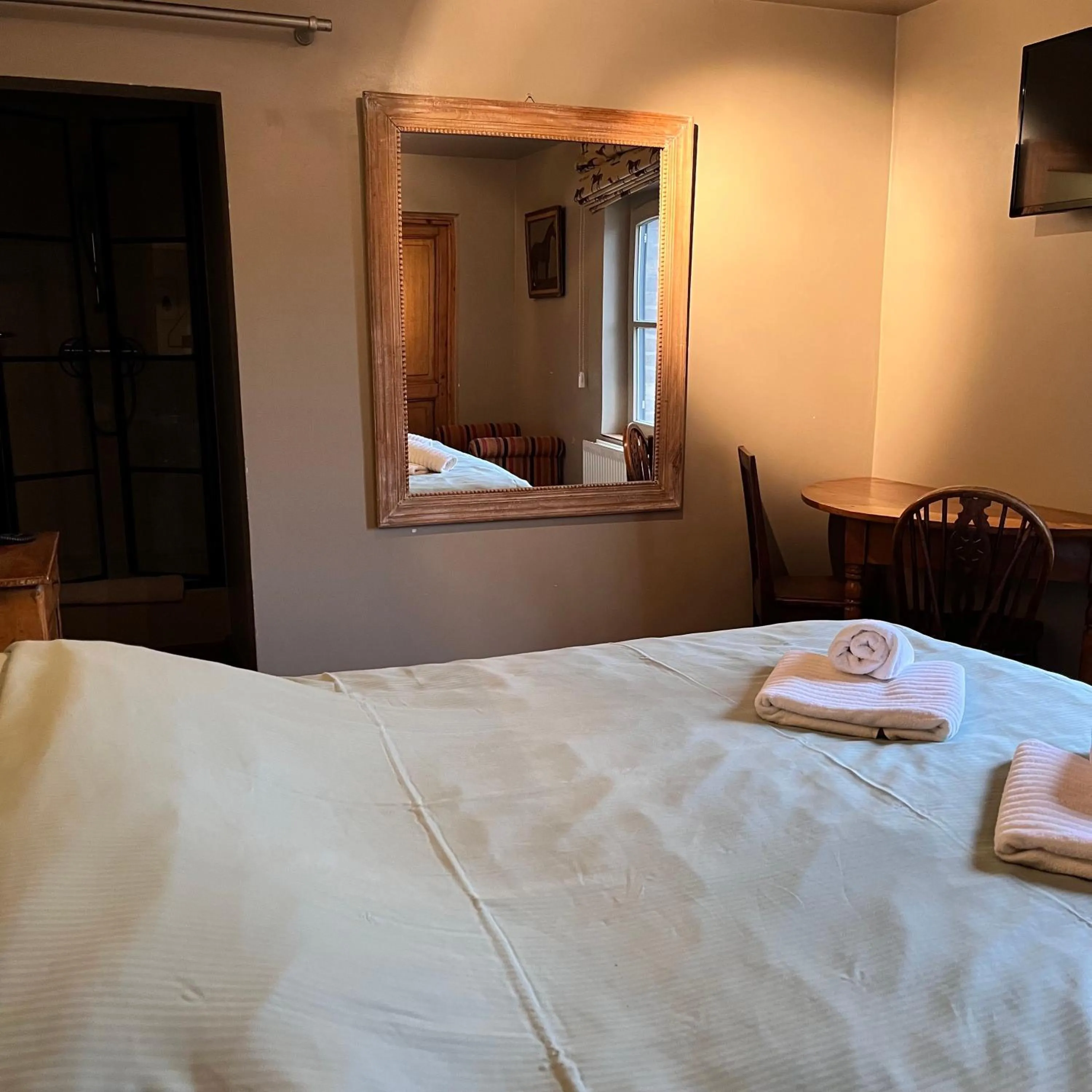 Bathroom, Bed in Orshof