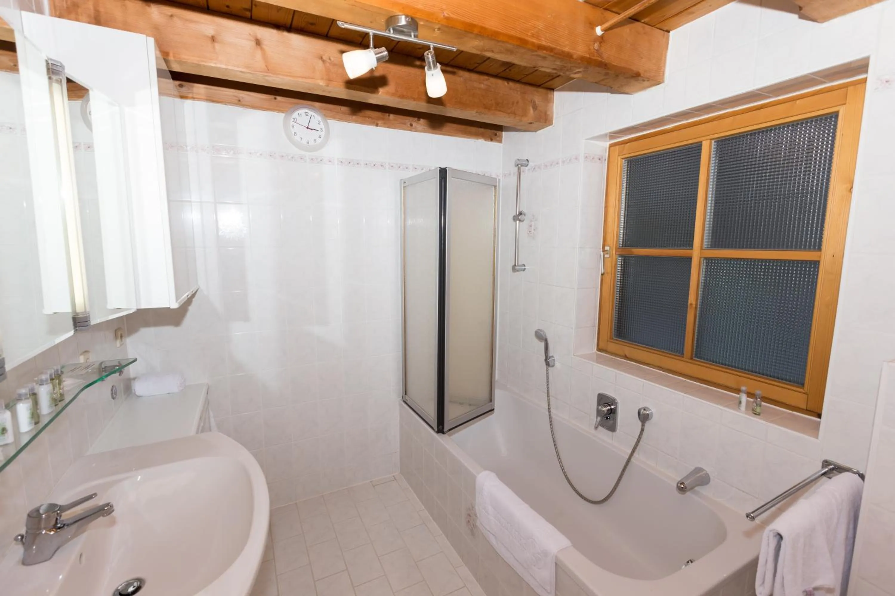 Bathroom in DEVA Hotel Kaiserblick