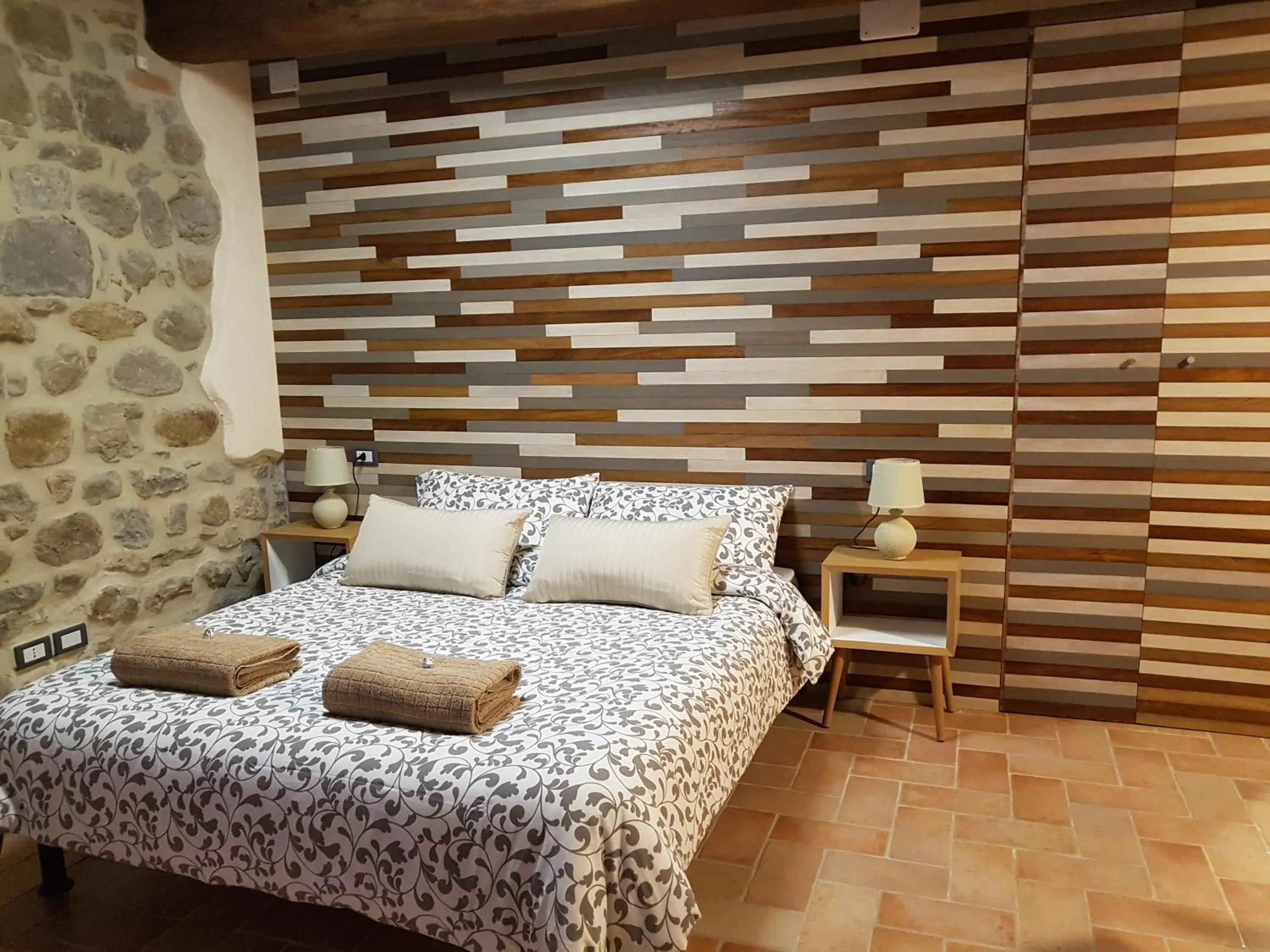 Photo of the whole room, Bed in La Collina