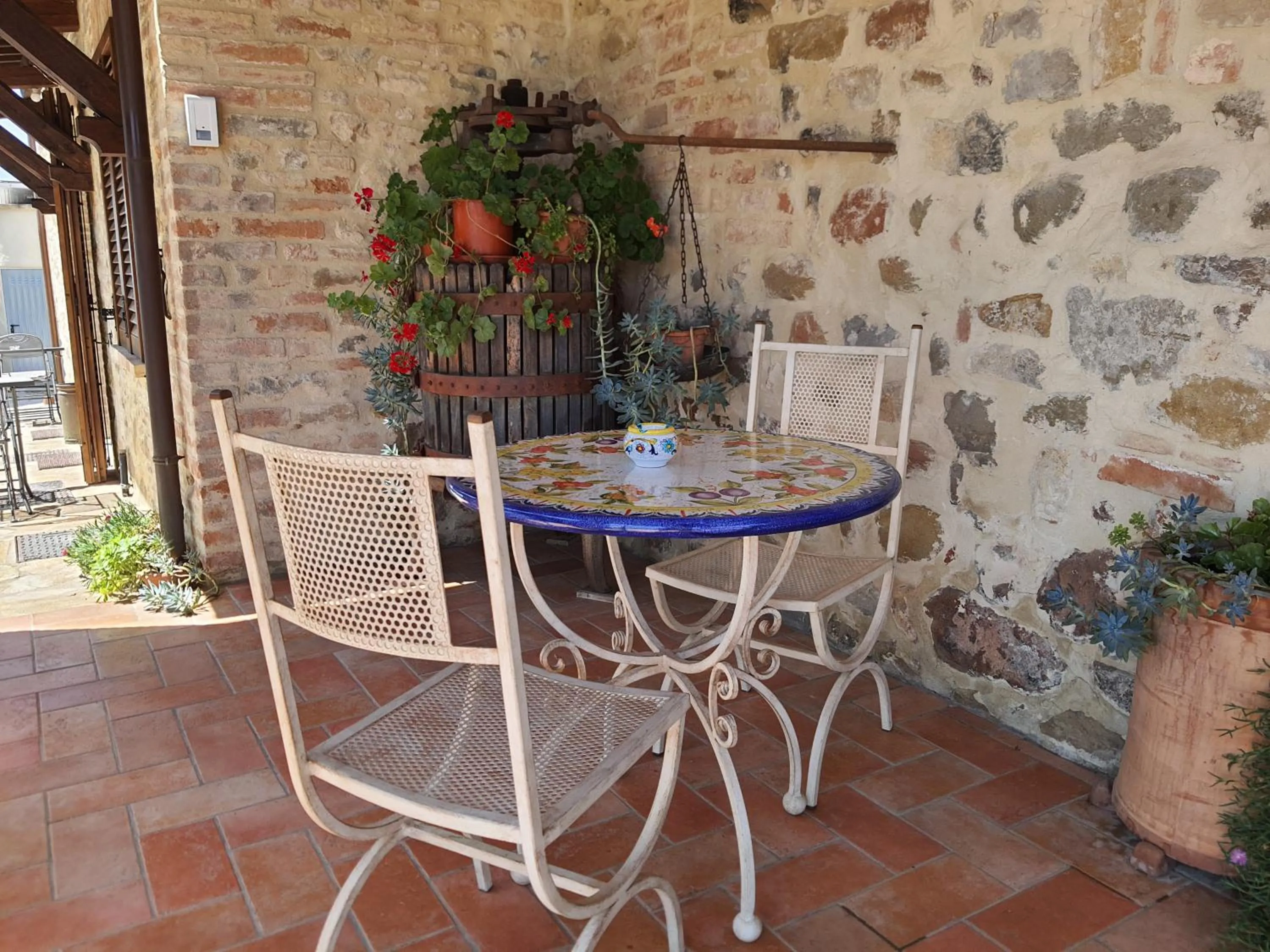 Patio in La Collina