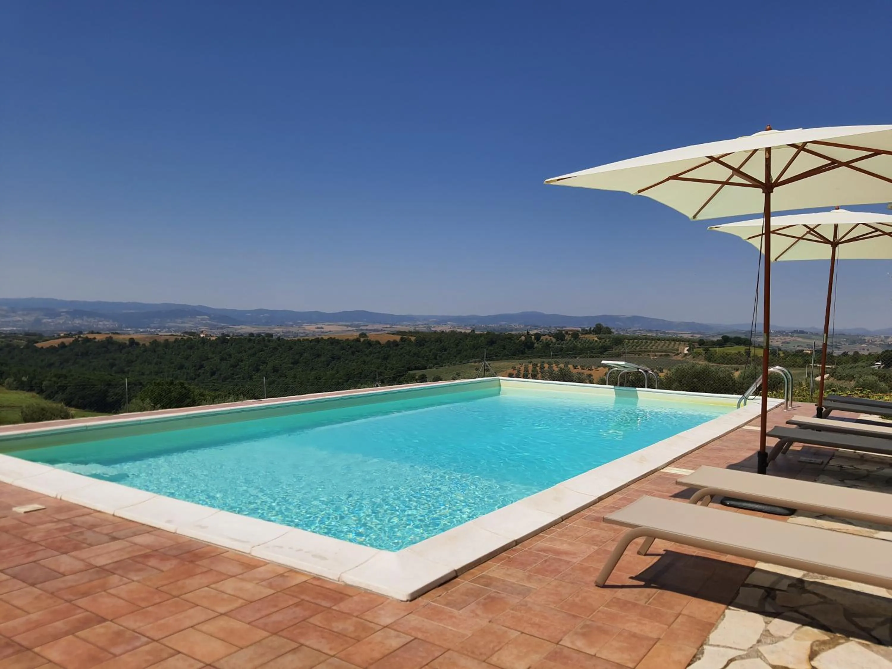 Swimming pool in La Collina