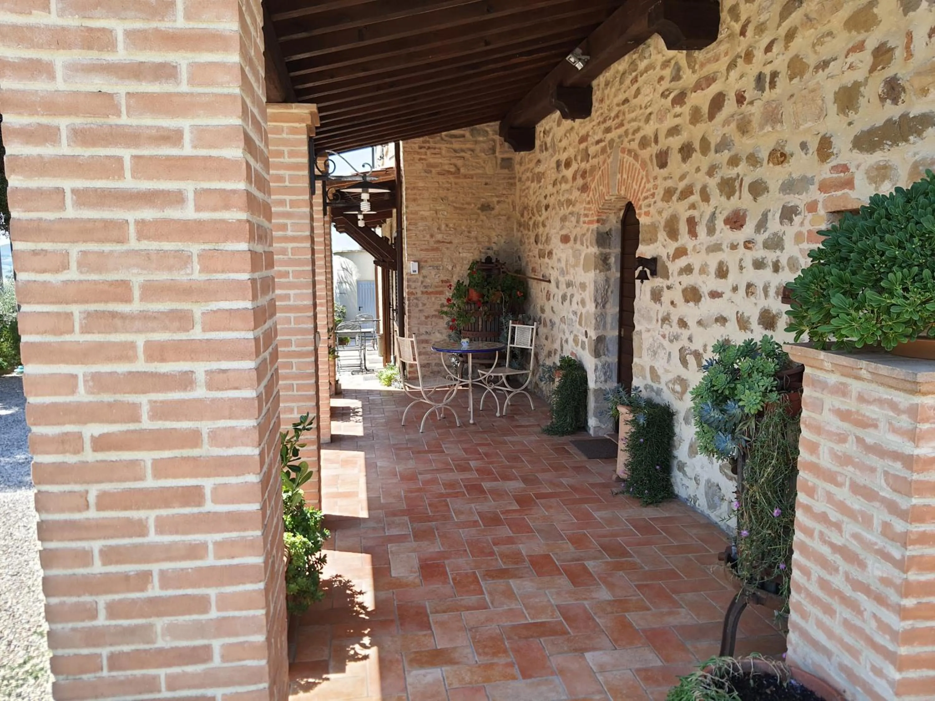 Patio in La Collina